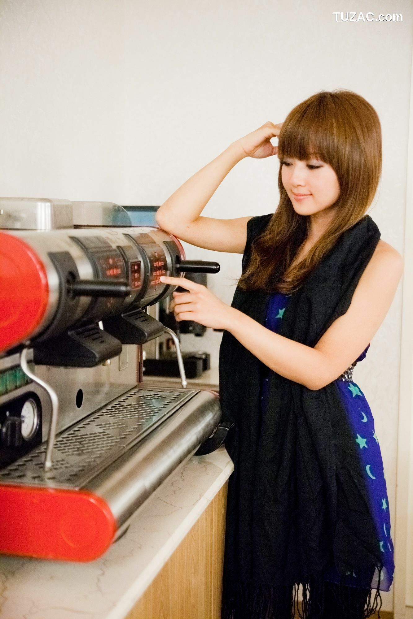 台湾正妹_Mikako/张允霏《果子在果子咖啡》写真集