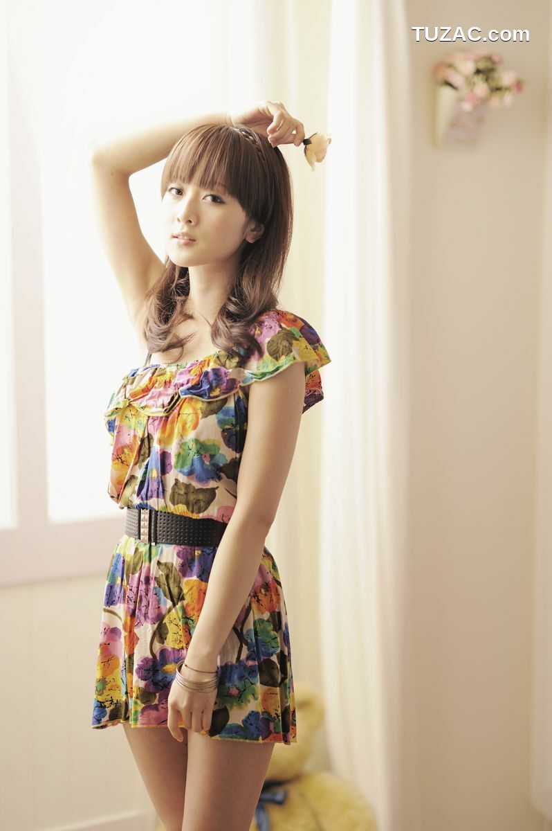 台湾正妹_Mikako/张允霏《琴棚棚拍》写真集