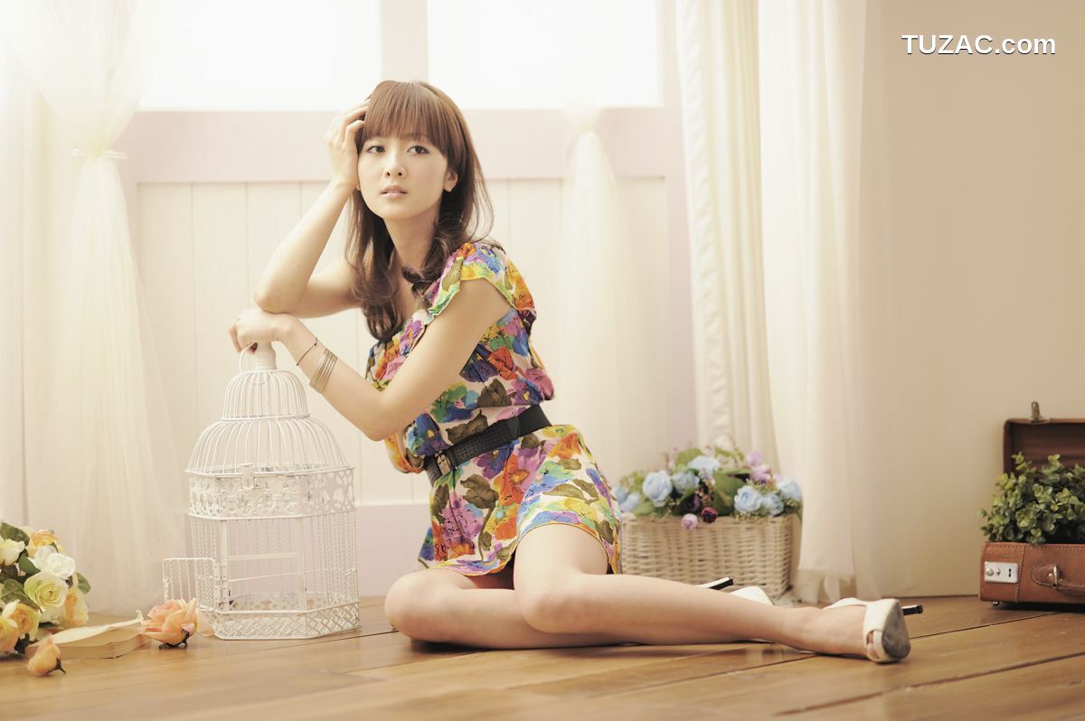 台湾正妹_Mikako/张允霏《琴棚棚拍》写真集