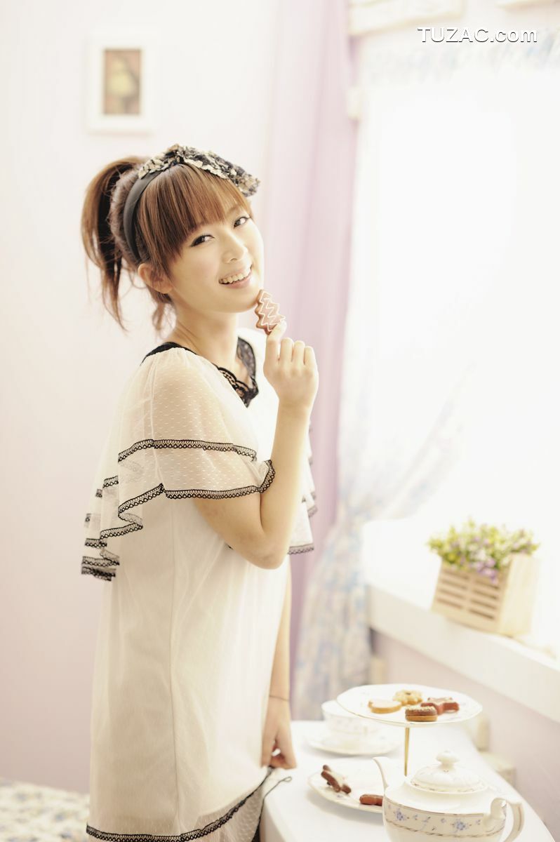 台湾正妹_Mikako/张允霏《琴棚棚拍》写真集