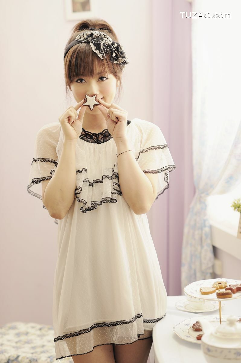 台湾正妹_Mikako/张允霏《琴棚棚拍》写真集