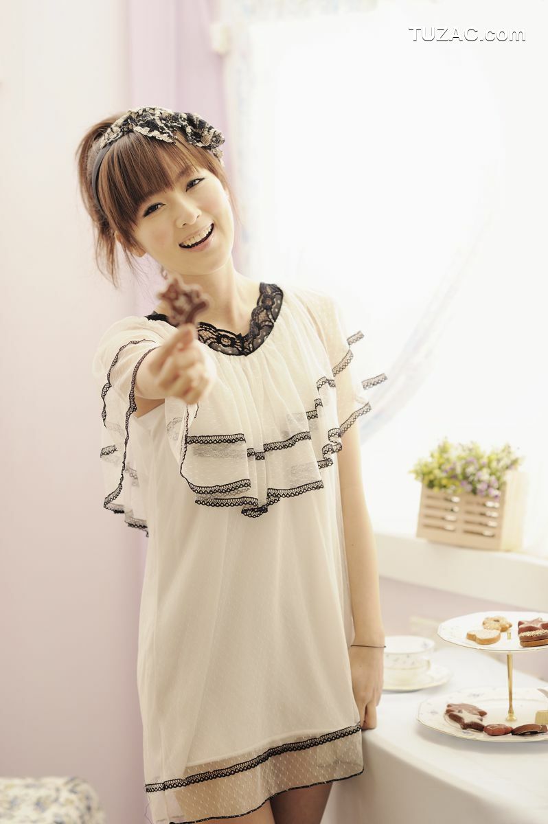 台湾正妹_Mikako/张允霏《琴棚棚拍》写真集