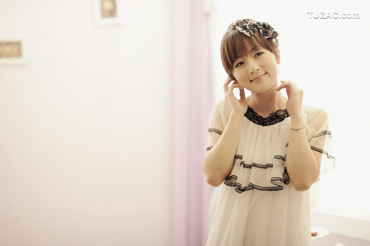 台湾正妹_Mikako/张允霏《琴棚棚拍》写真集