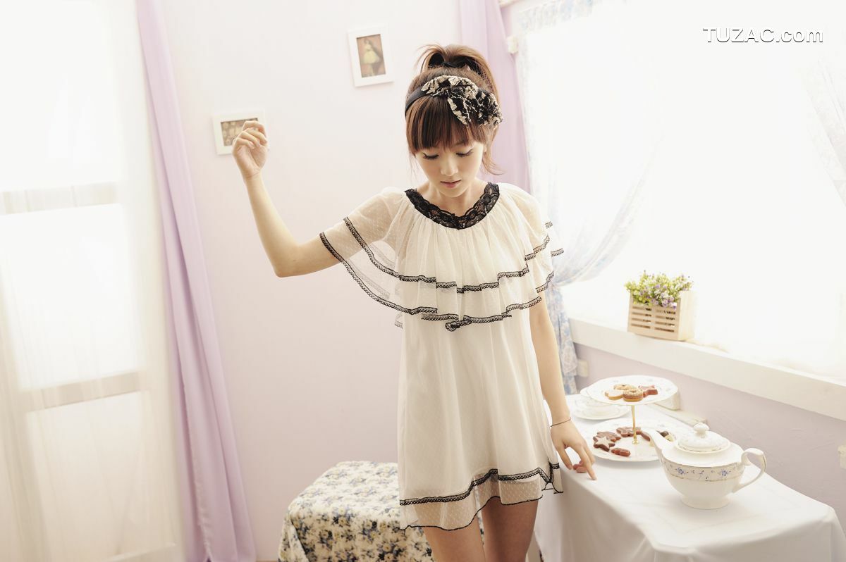 台湾正妹_Mikako/张允霏《琴棚棚拍》写真集