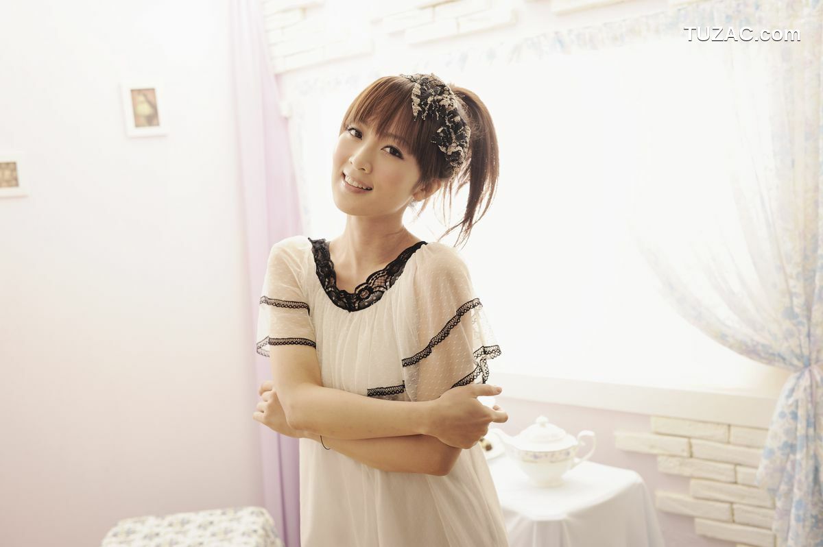 台湾正妹_Mikako/张允霏《琴棚棚拍》写真集