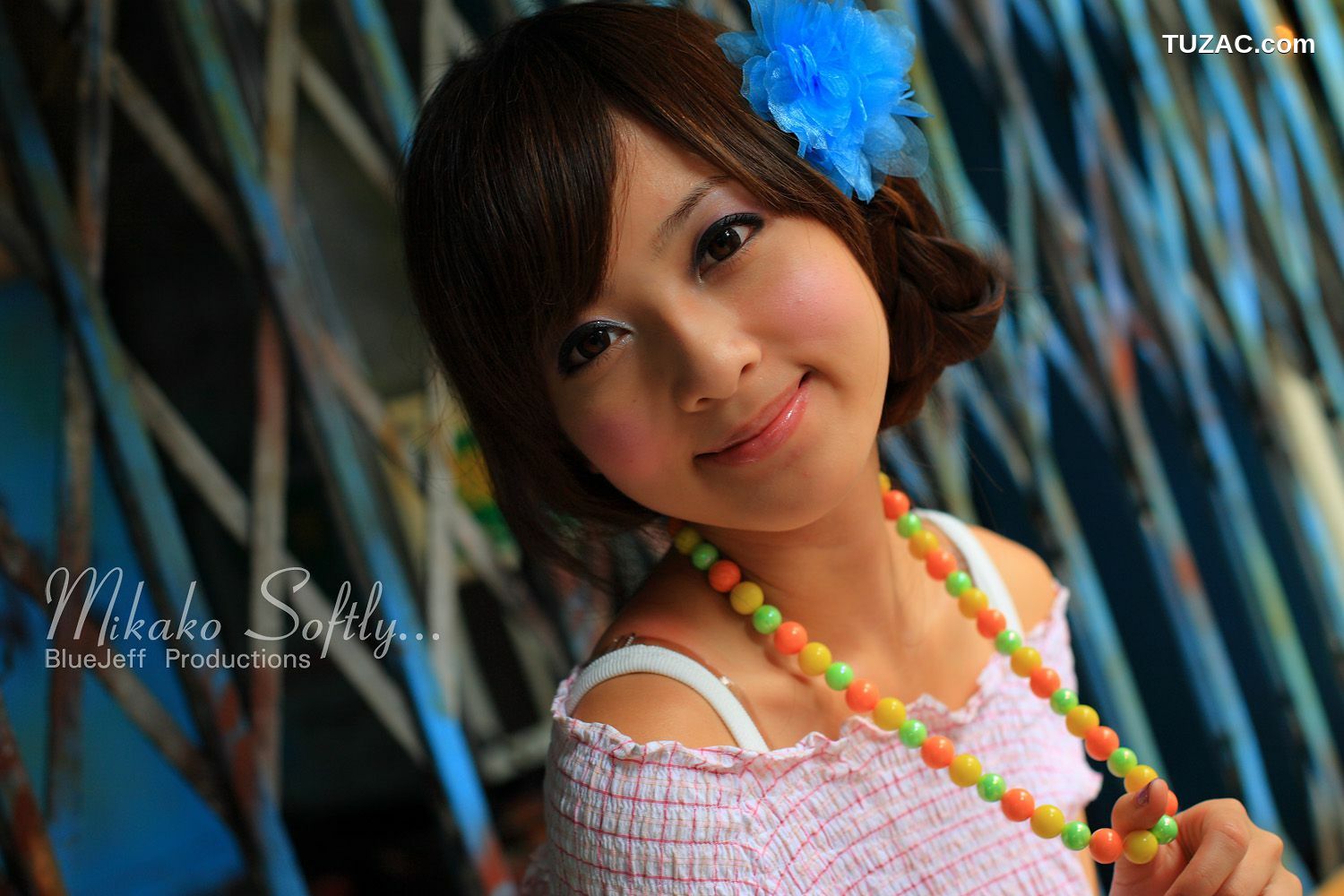 台湾正妹_Mikako/张凯洁《咬一口》写真集