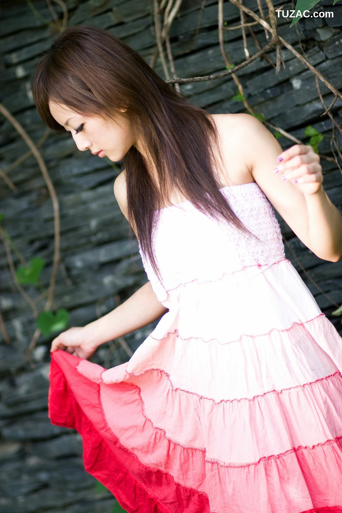 台湾正妹_Mikako/张凯洁《至善園、原住民公園外拍》写真集