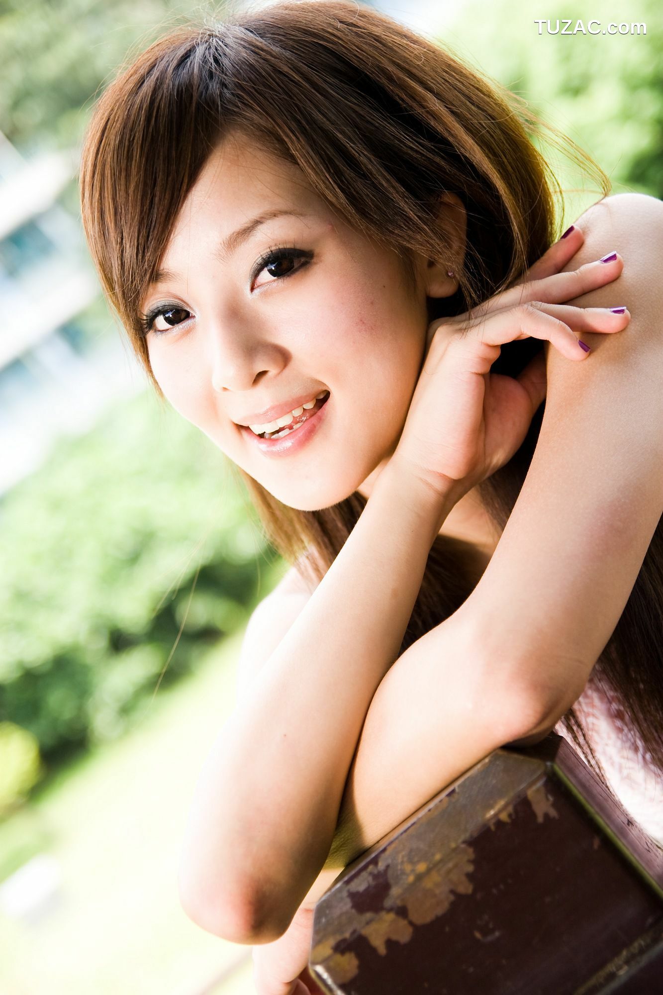 台湾正妹_Mikako/张凯洁《至善園、原住民公園外拍》写真集