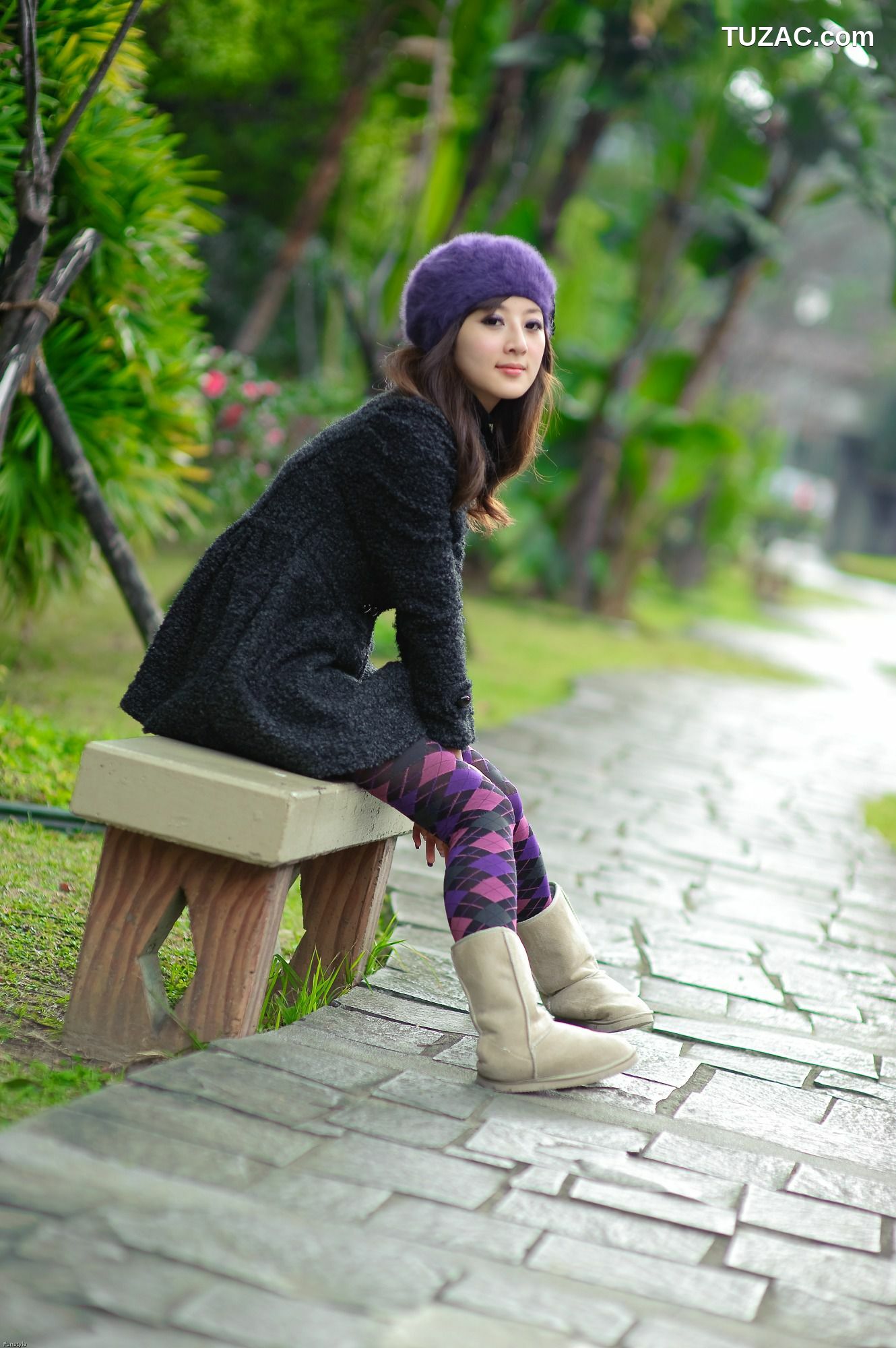 台湾正妹_Mikako/果子MM《雙溪公園+原住民公園外拍》第II部 写真集