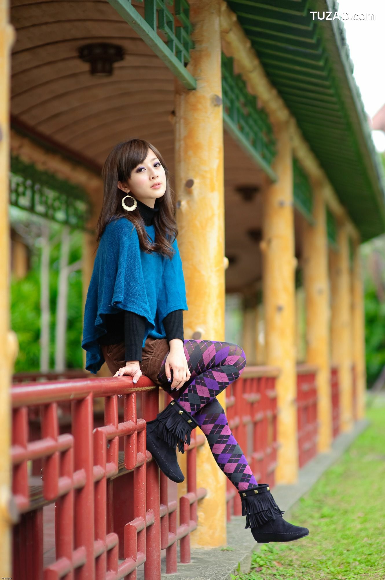 台湾正妹_Mikako/果子MM《雙溪公園+原住民公園外拍》第II部 写真集
