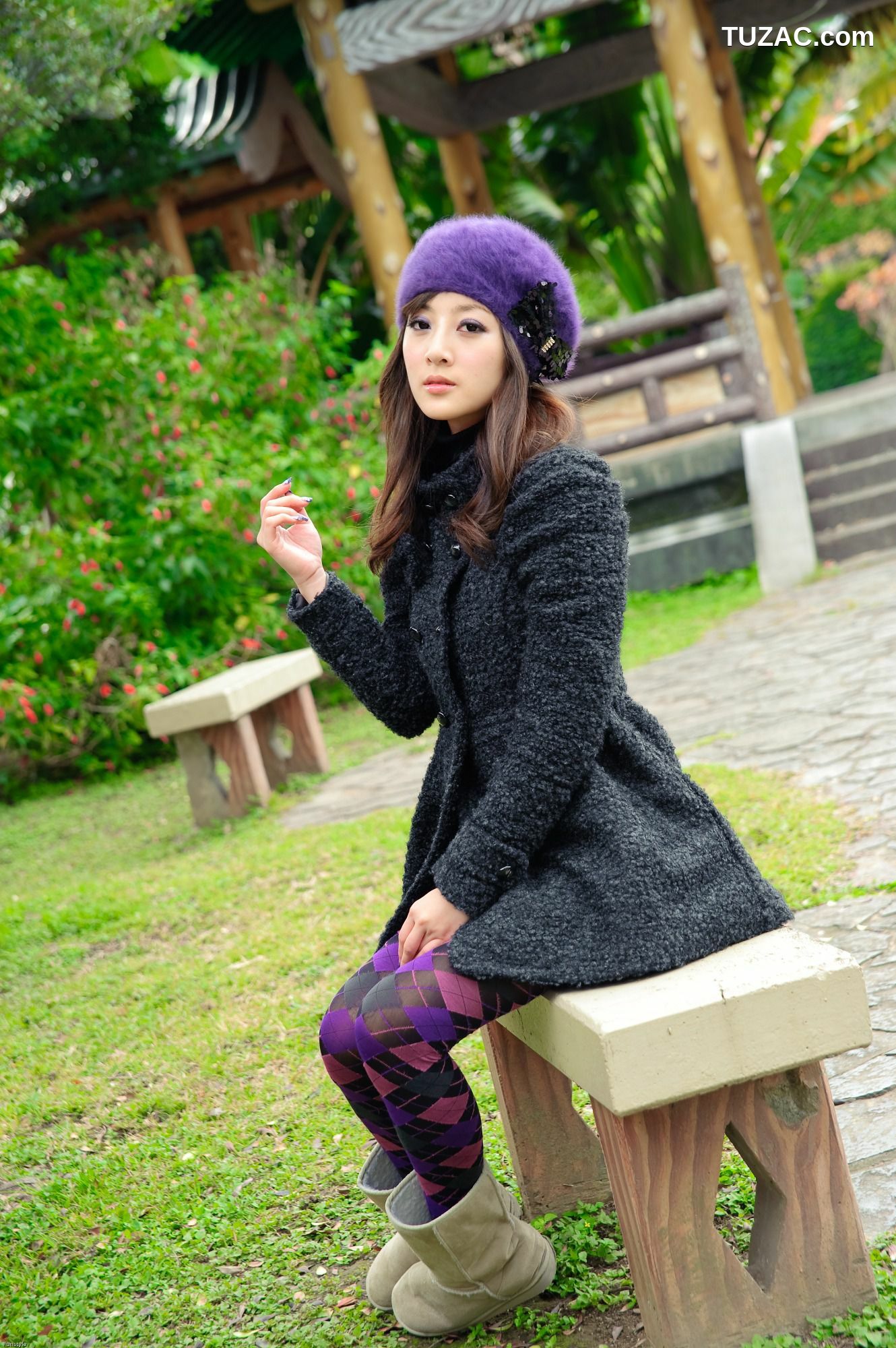 台湾正妹_Mikako/果子MM《雙溪公園+原住民公園外拍》第II部 写真集