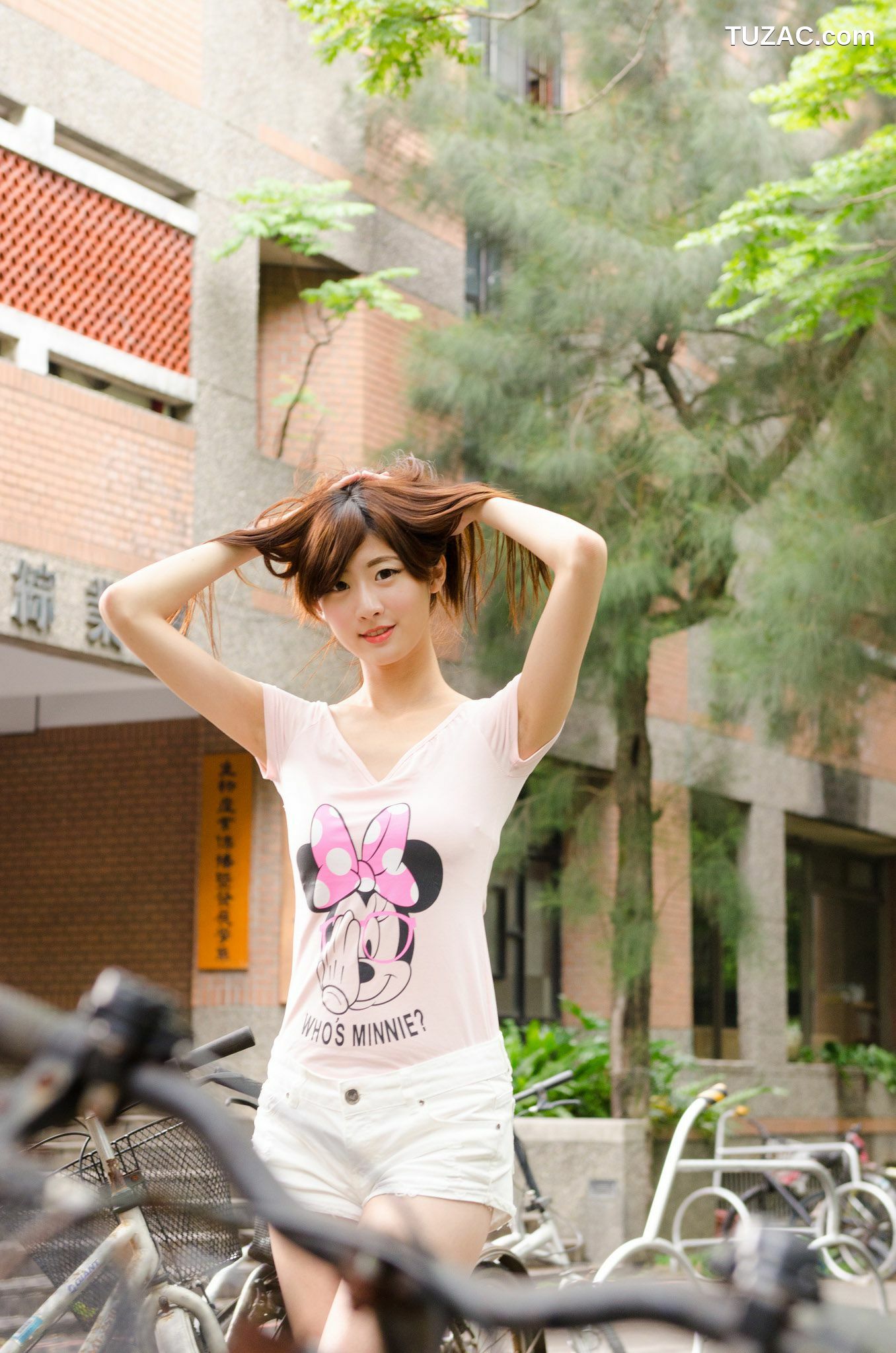 台湾正妹_Queena/林茉晶《台大外拍》写真集