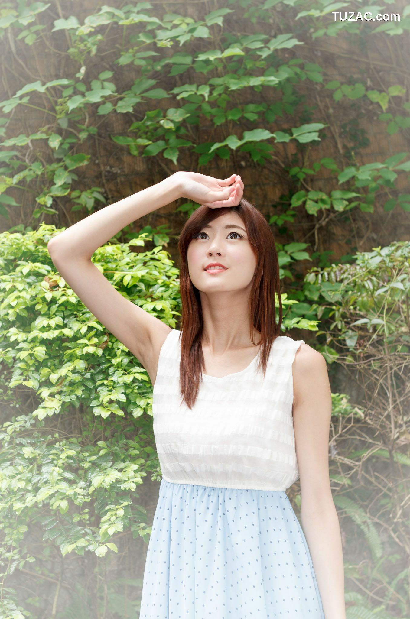 台湾正妹_Queena/林茉晶《台大外拍》写真集