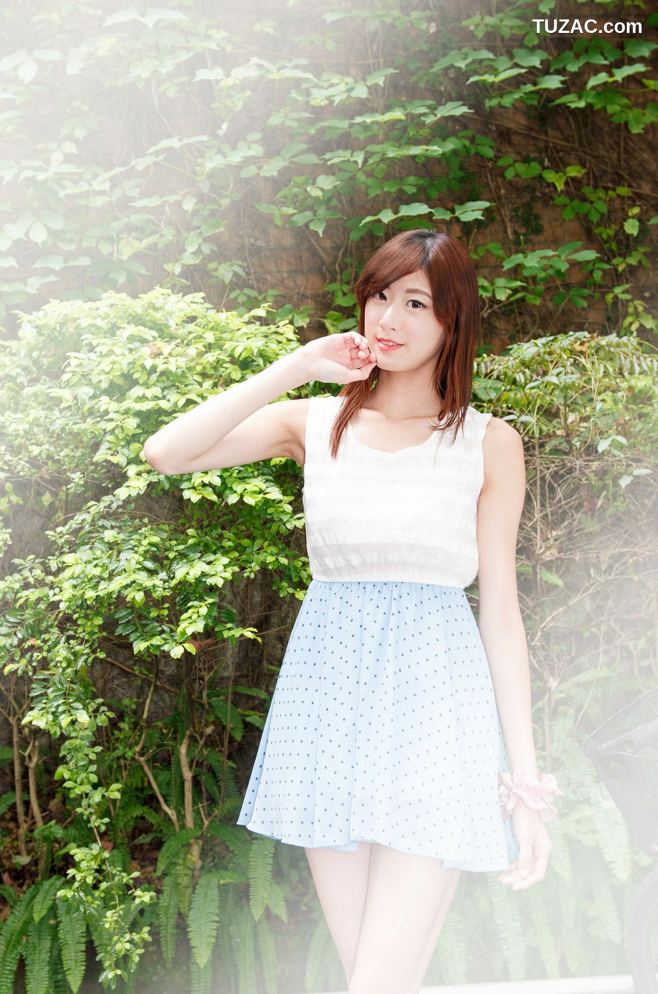 台湾正妹_Queena/林茉晶《台大外拍》写真集