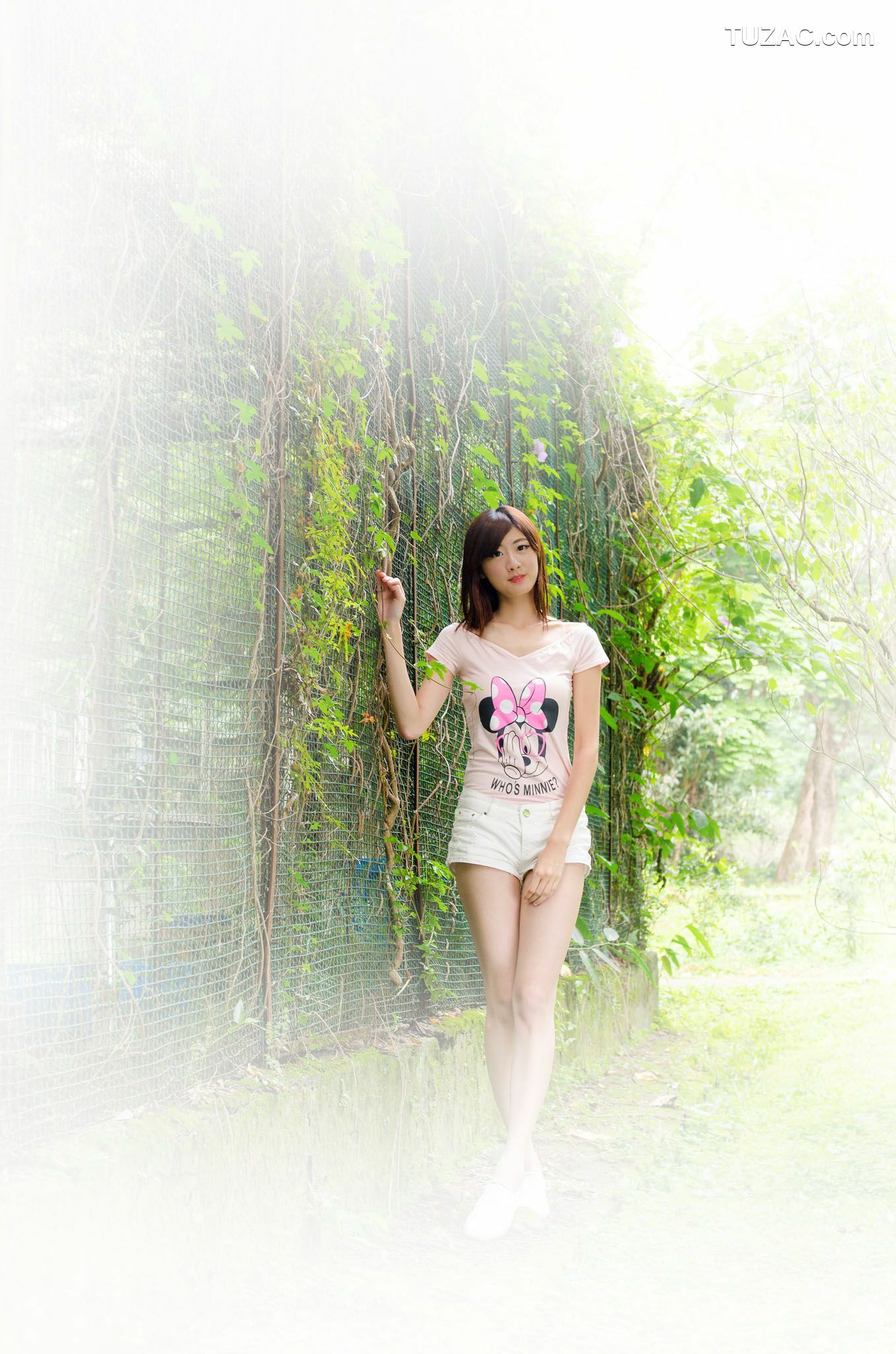 台湾正妹_Queena/林茉晶《台大外拍》写真集