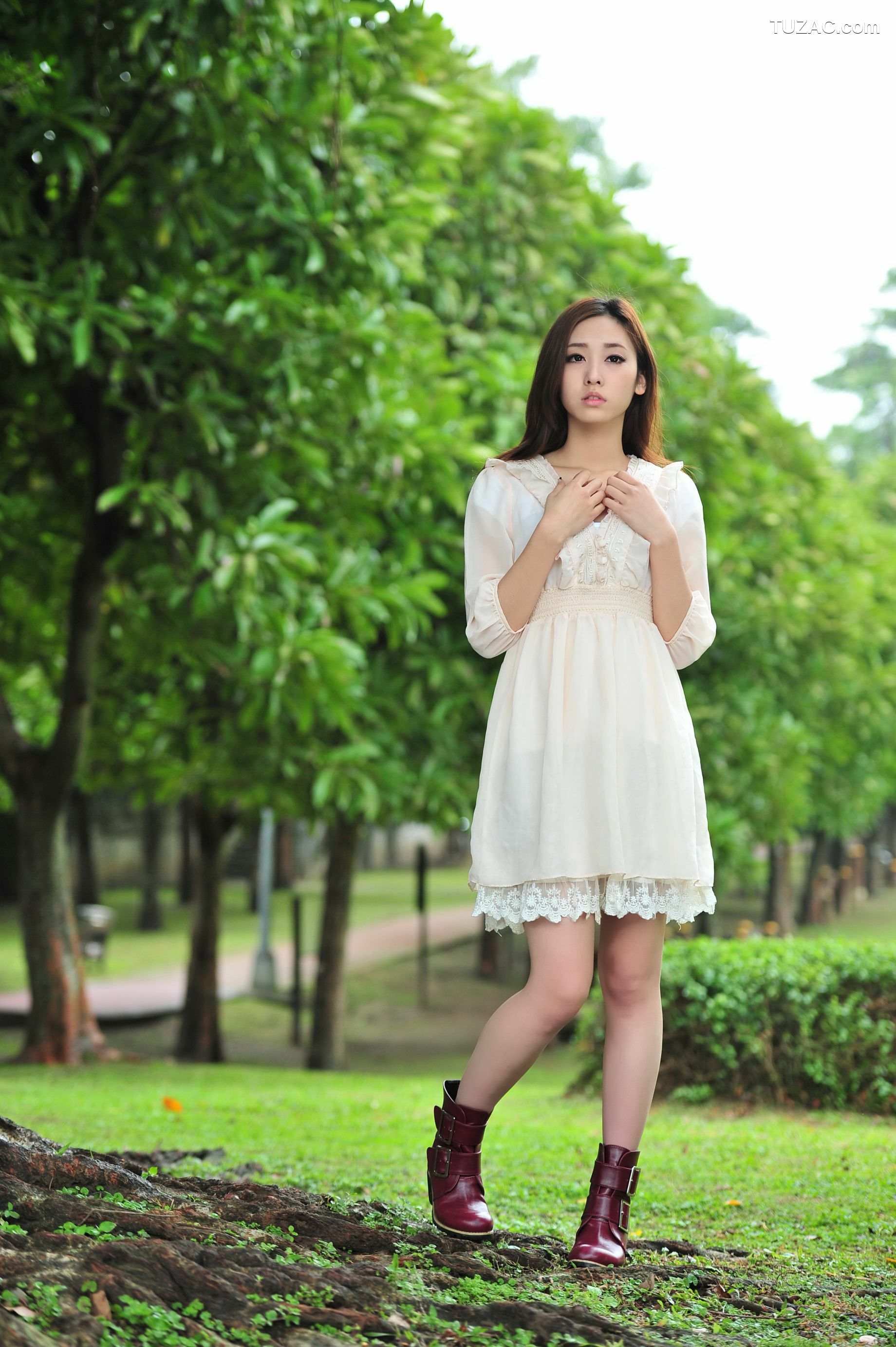 台湾正妹_RIko小源/周伊琏《雙溪公園+水博館》外拍写真集