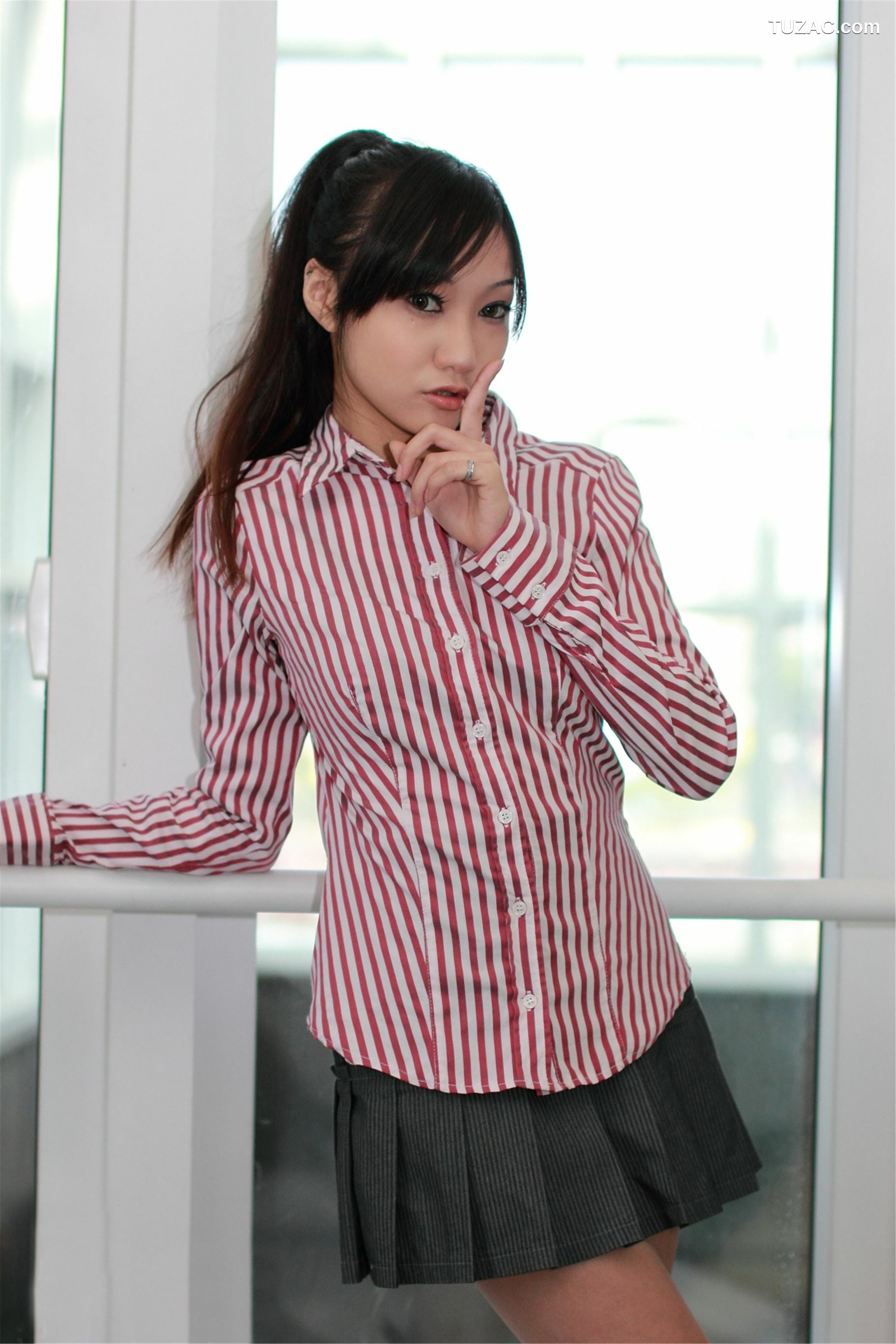 台湾正妹_Tina陈思婷《筩玥下午茶外拍》写真集