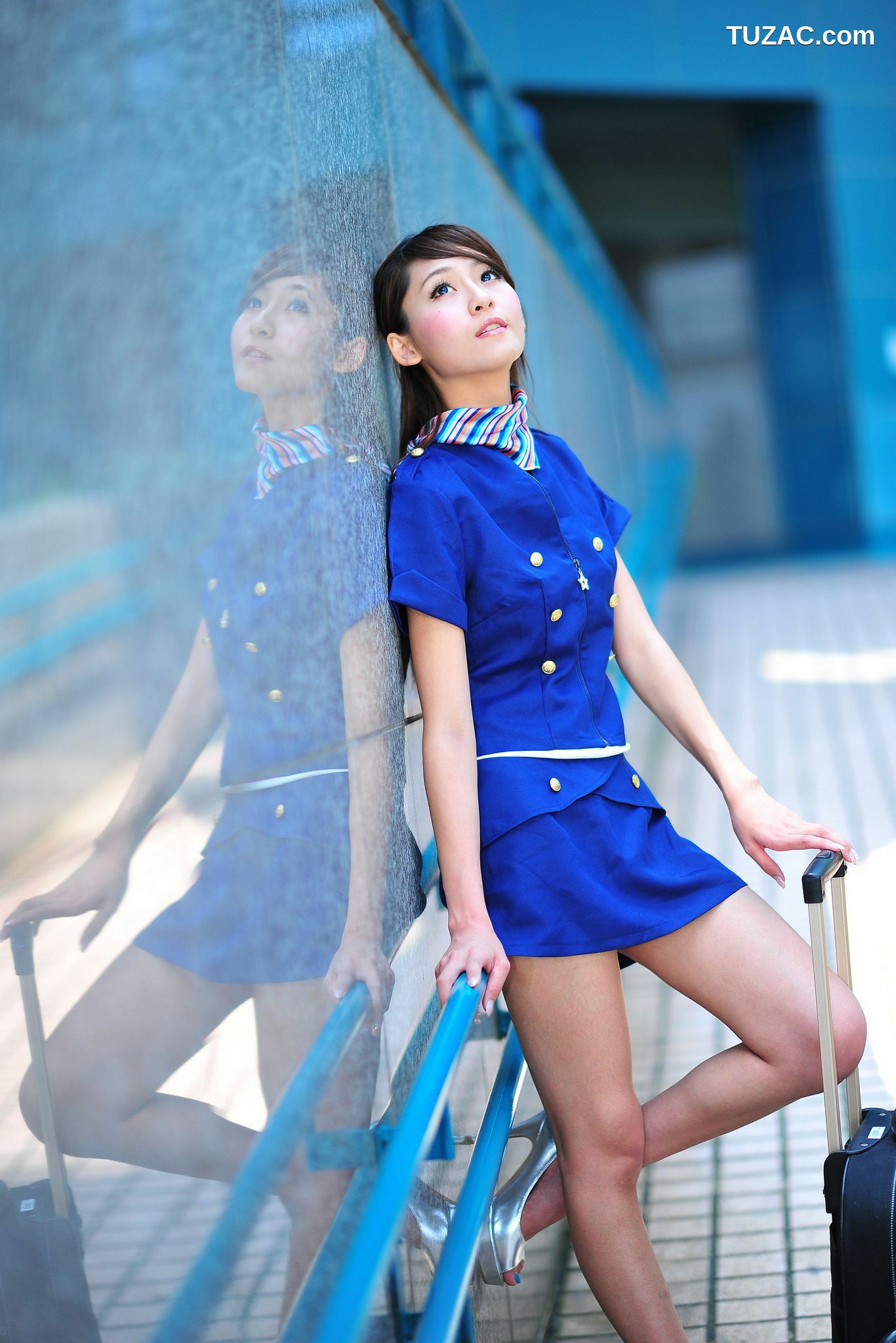 台湾正妹_Winnie小雪/庄咏惠《小清新校服外拍》写真集