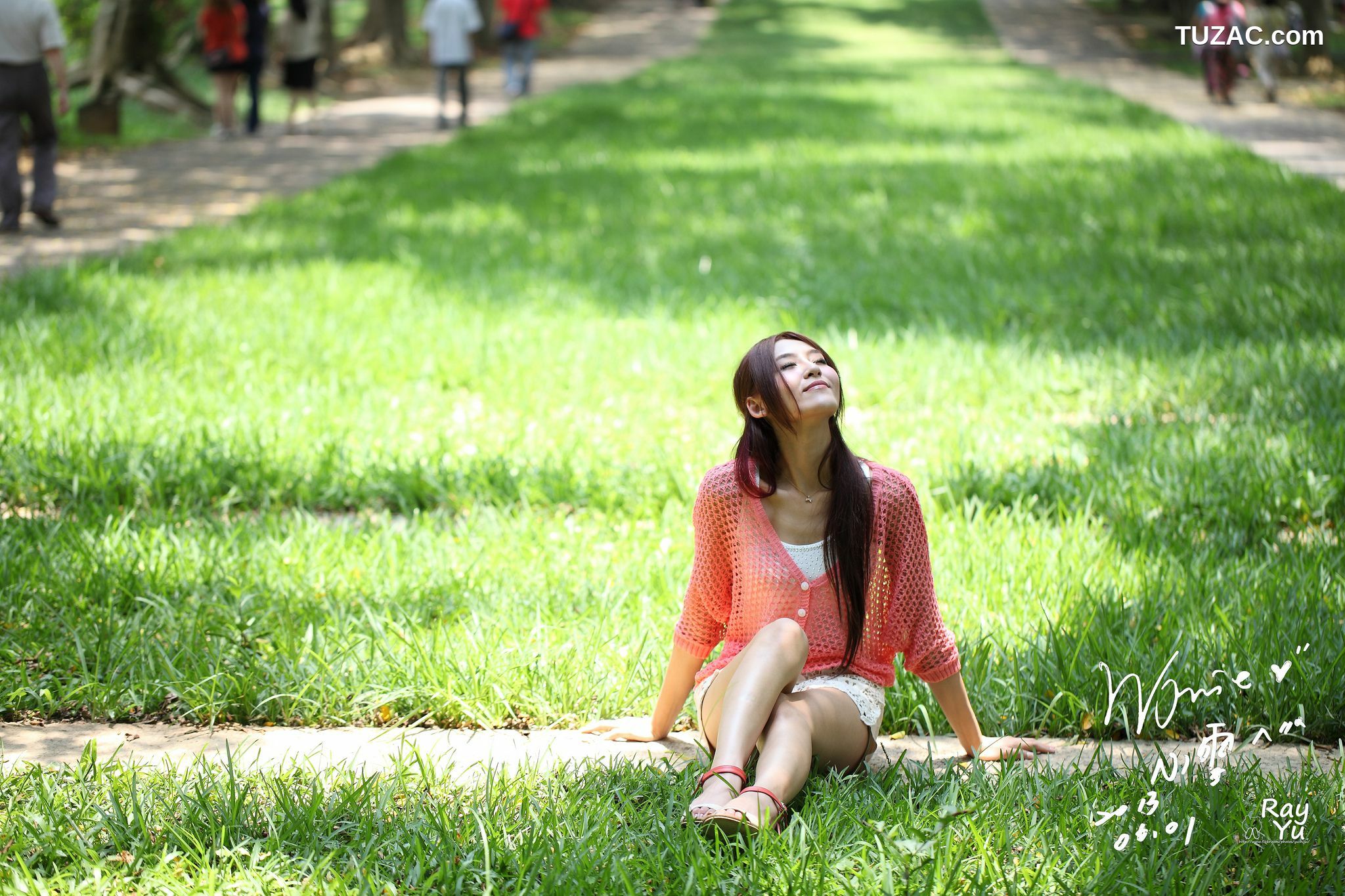 台湾正妹_Winnie小雪/庄咏惠《校服短裤美拍》写真集