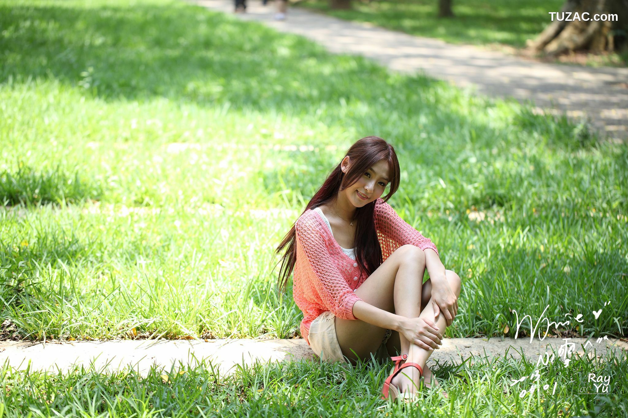 台湾正妹_Winnie小雪/庄咏惠《校服短裤美拍》写真集