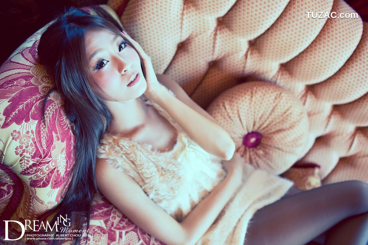 台湾正妹_Winnie小雪《清境‧秋Dream Momen》外拍篇 写真集
