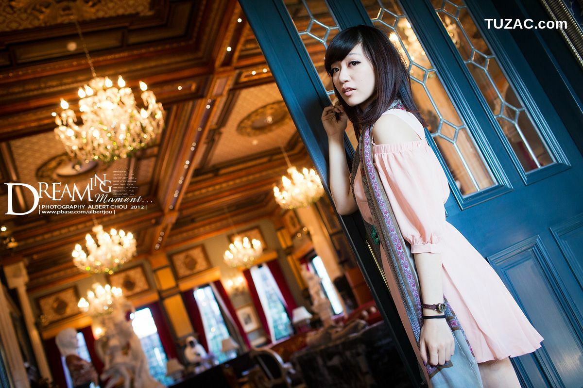 台湾正妹_Winnie小雪《清境‧秋Dream Momen》外拍篇 写真集