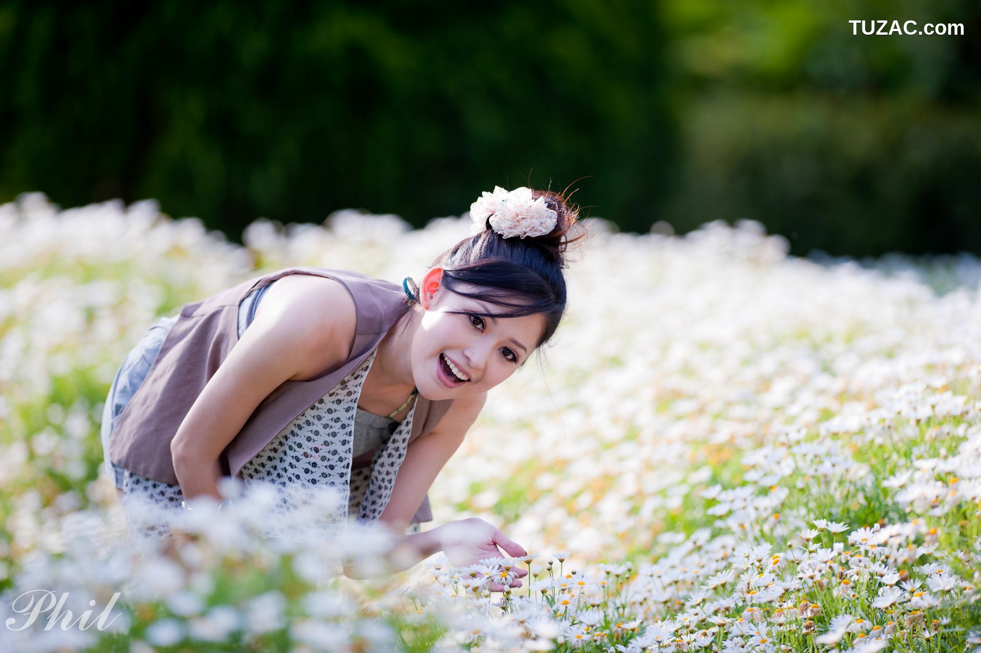 台湾正妹_台湾女神Avy杜可薇《吊带短裤系列》小清新唯美外拍写真集