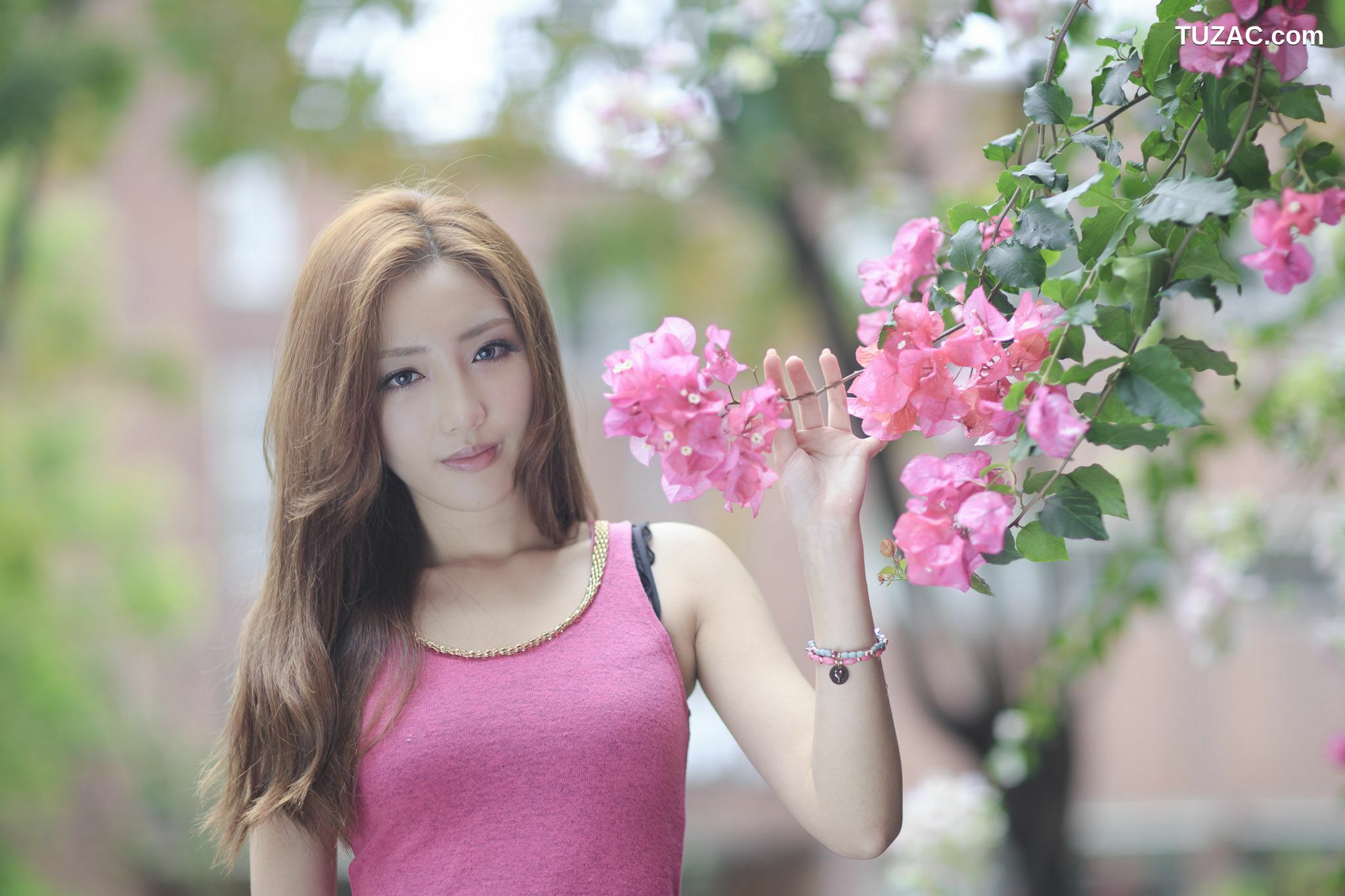 台湾正妹_台湾女神Syuan赵芸《至善園》外拍写真集