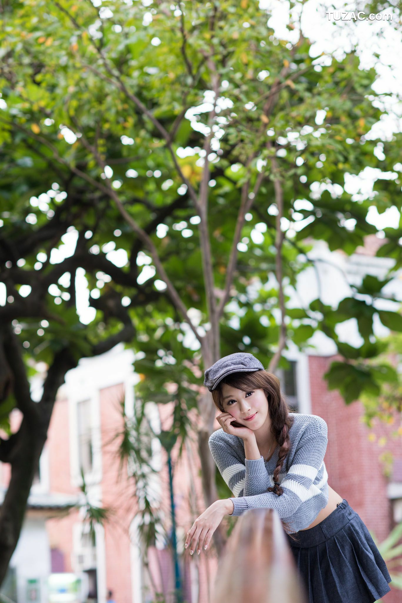 台湾正妹_台湾女神夏晴/腿模MISO《秋之风》写真集