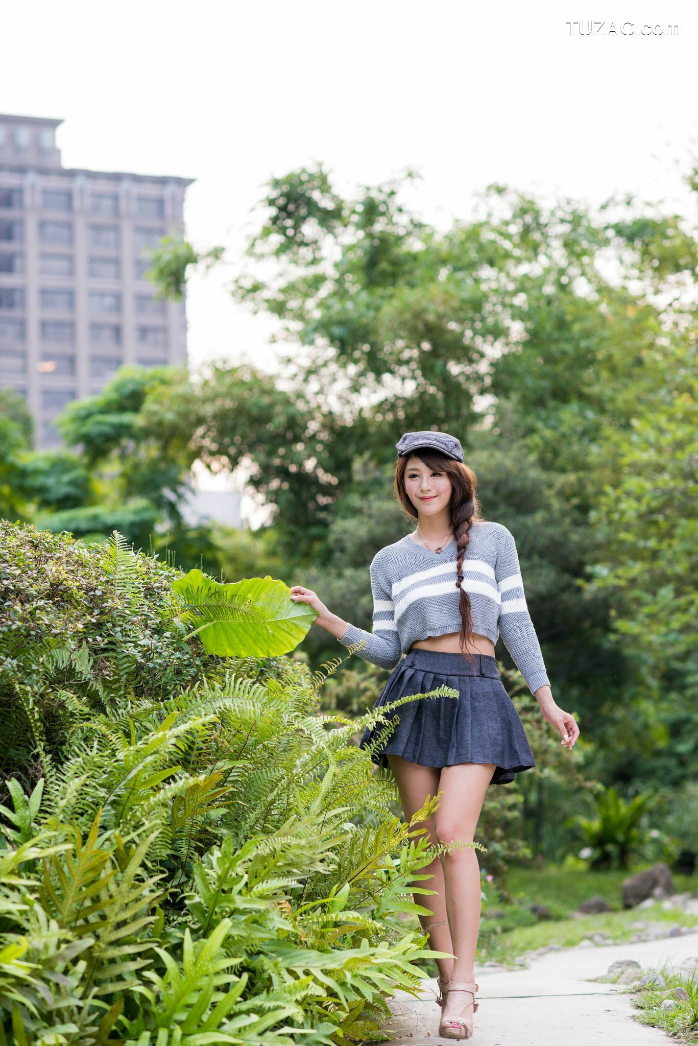 台湾正妹_台湾女神夏晴/腿模MISO《秋之风》写真集