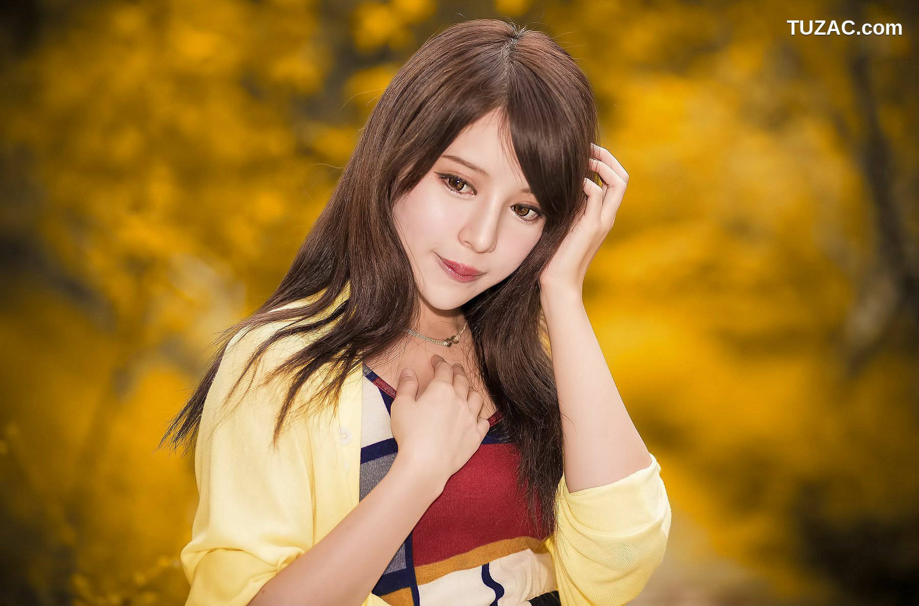 台湾正妹_台湾女神张齐郡JULIE《踏青》写真集