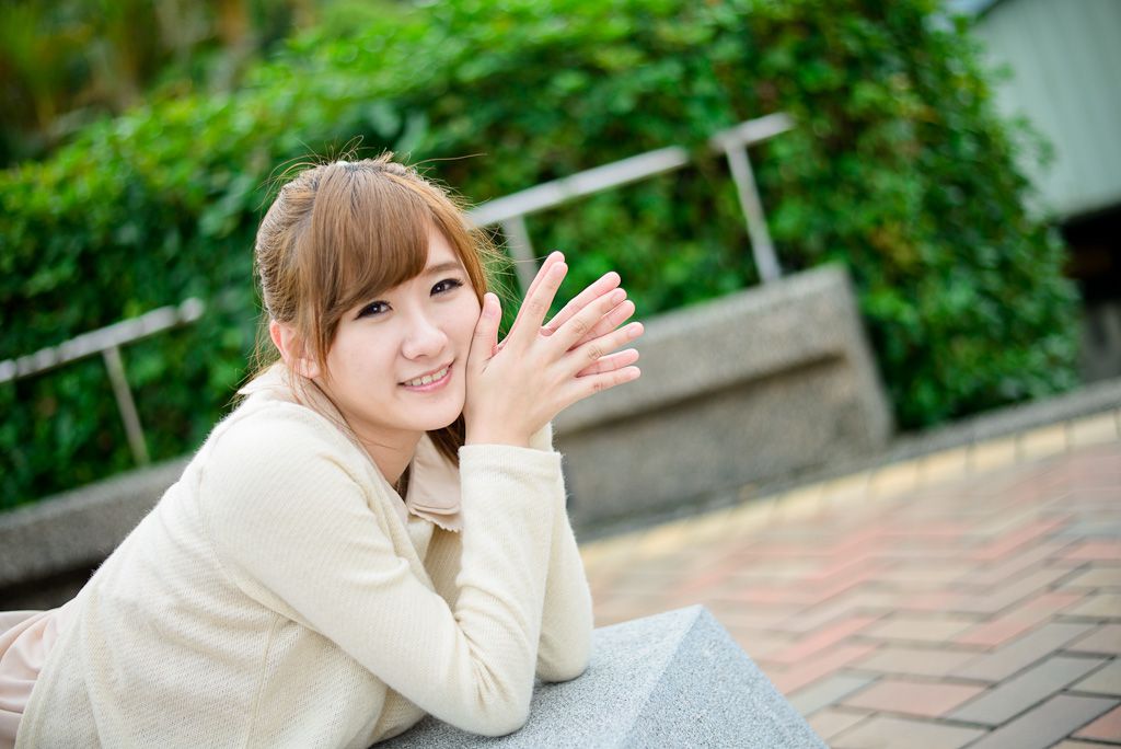 台湾正妹_台湾女神李思嫺《士林官邸》甜美外拍写真集