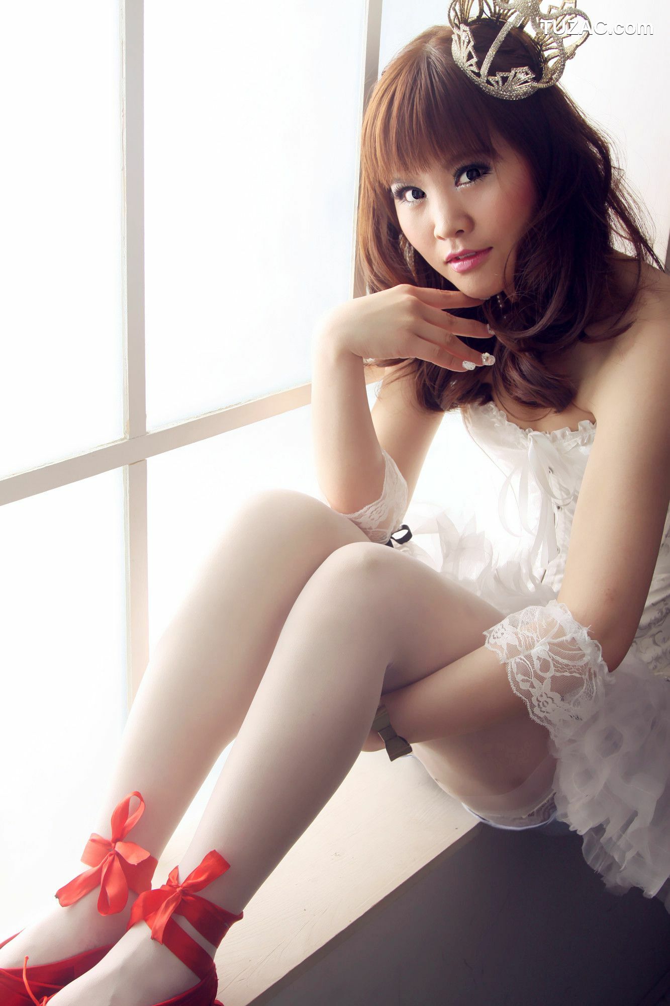 台湾正妹_台湾嫩模Iris艾绮恩《各类写真图片》大合集