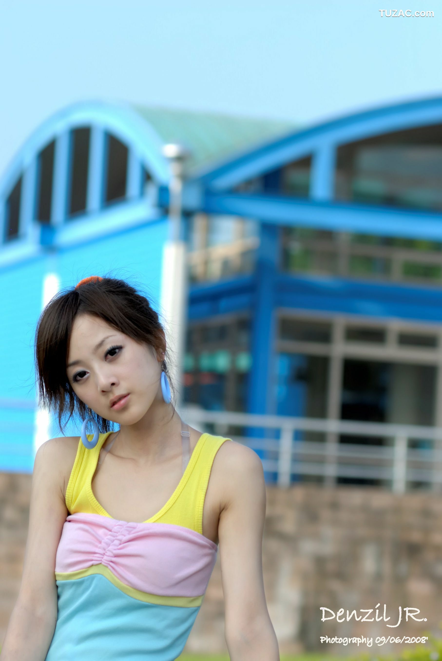 台湾正妹_台湾果子MM《Lovely 果子 Fruit with Barbie Attire》吊带连衣裙系列 写真集