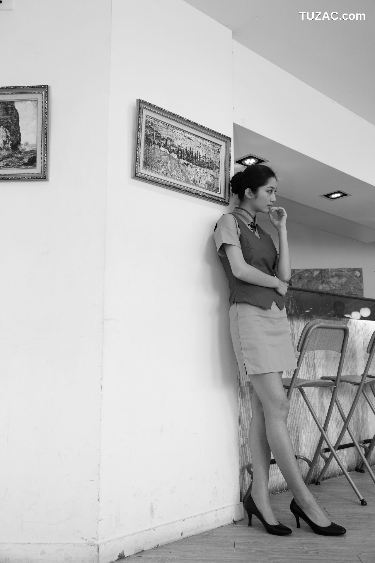 台湾正妹_台湾模特Emily《酒店室拍》写真集