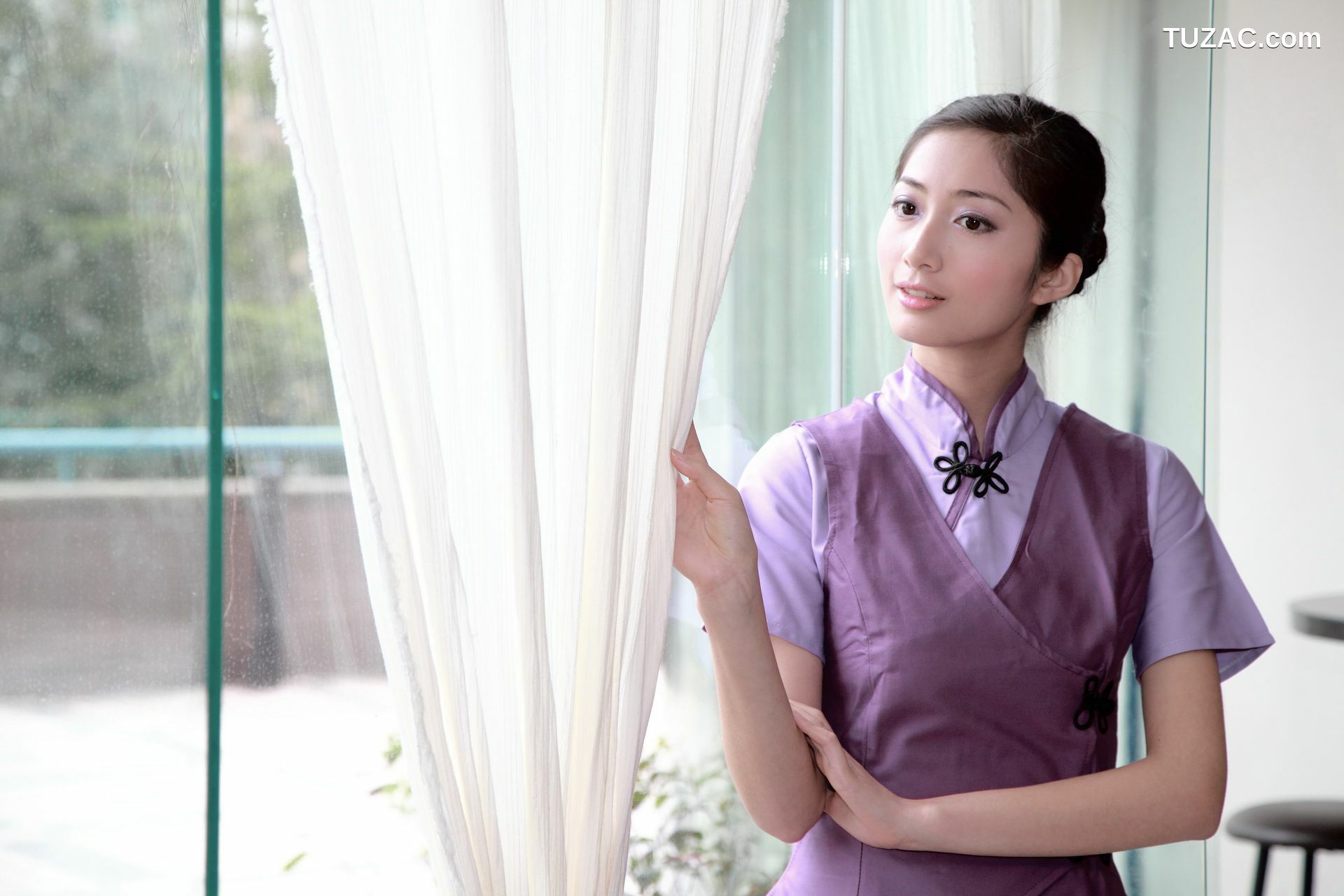 台湾正妹_台湾模特Emily《酒店室拍》写真集