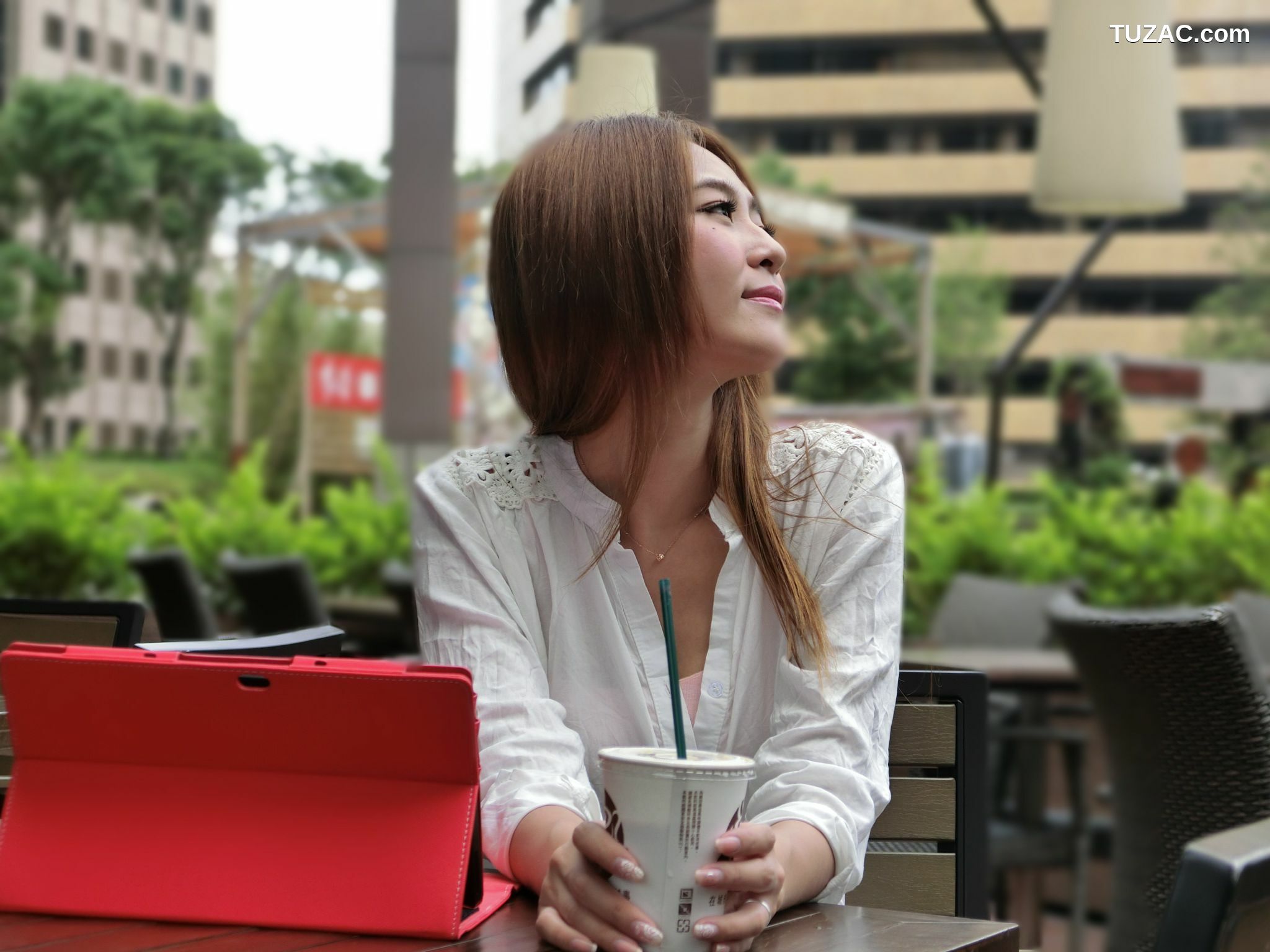 台湾正妹_台湾模特winnie小雪《信義商圈街拍》BEAUTYLEG番外篇 写真集