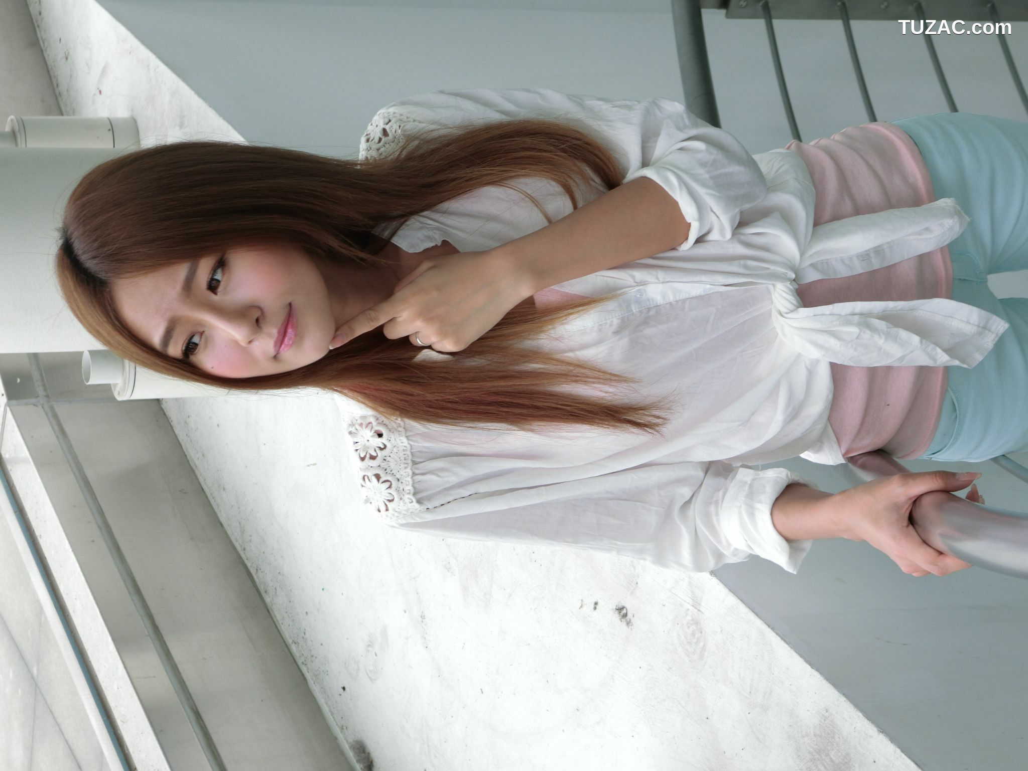 台湾正妹_台湾模特winnie小雪《信義商圈街拍》BEAUTYLEG番外篇 写真集