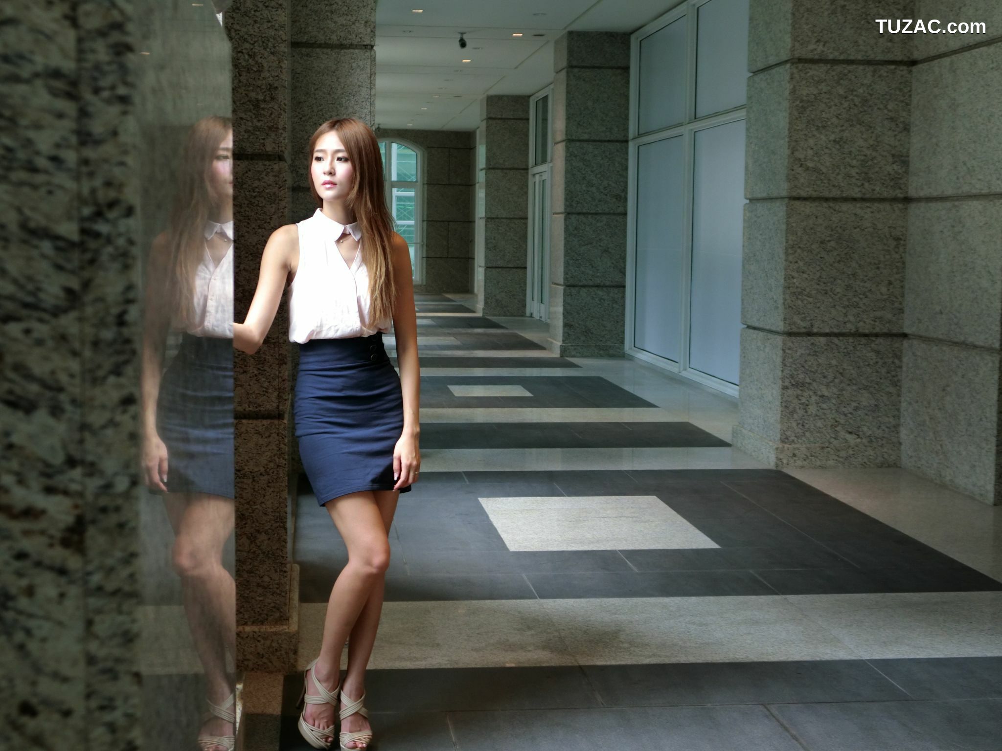 台湾正妹_台湾模特winnie小雪《信義商圈街拍》BEAUTYLEG番外篇 写真集