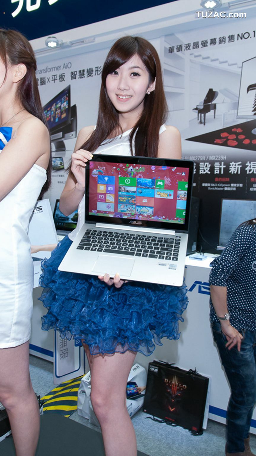 台湾正妹_台湾模特安琪《电子数码会展高清图片》合辑