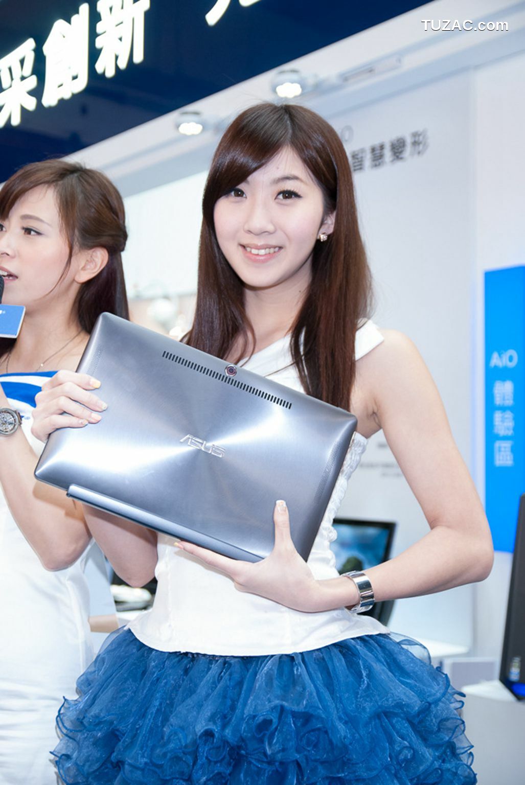 台湾正妹_台湾模特安琪《电子数码会展高清图片》合辑