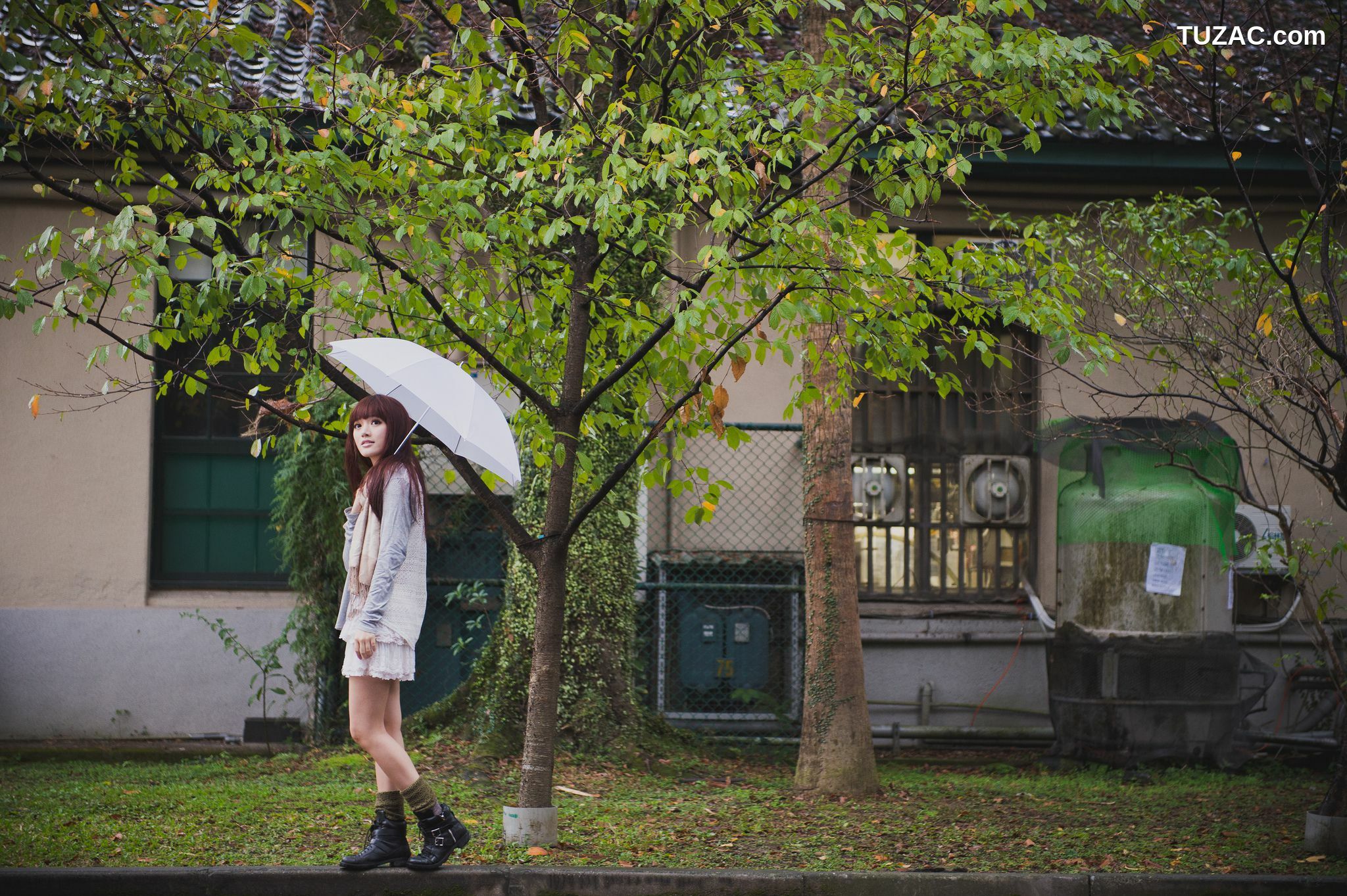 台湾正妹_台湾模特林岗怡Didy《小清新3组连衣裙》写真合集