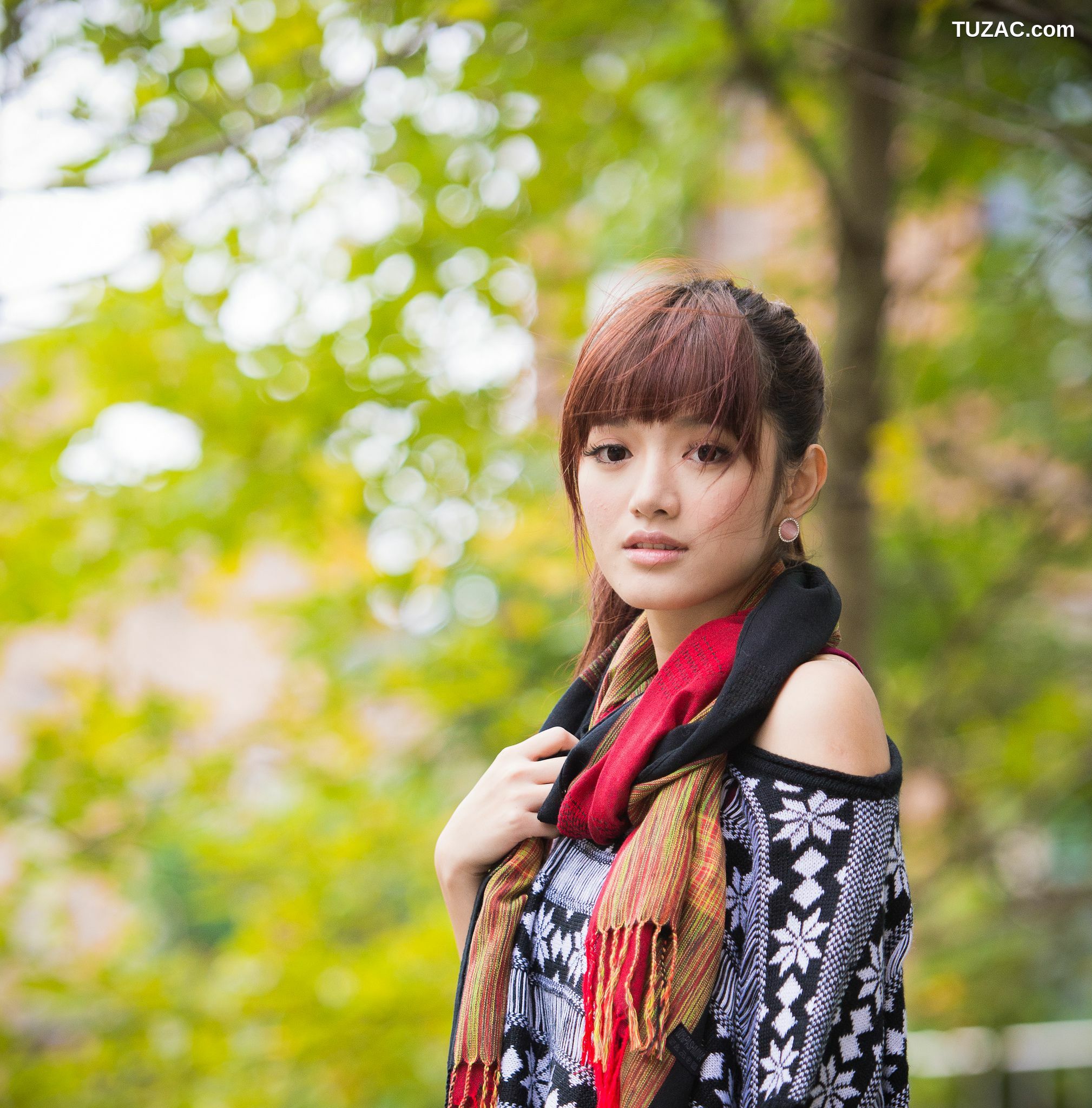 台湾正妹_台湾模特林岗怡Didy《小清新3组连衣裙》写真合集