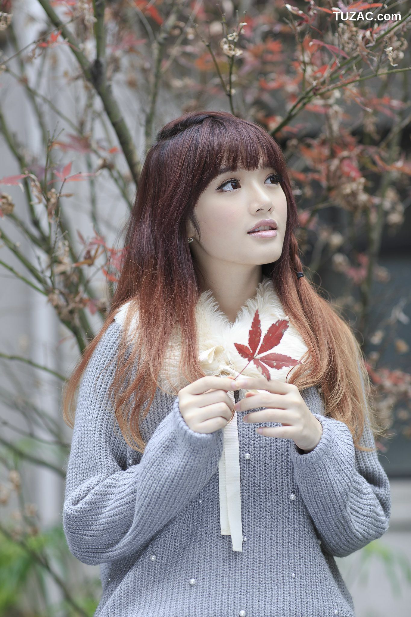 台湾正妹_台湾模特林岗怡Didy《小清新3组连衣裙》写真合集