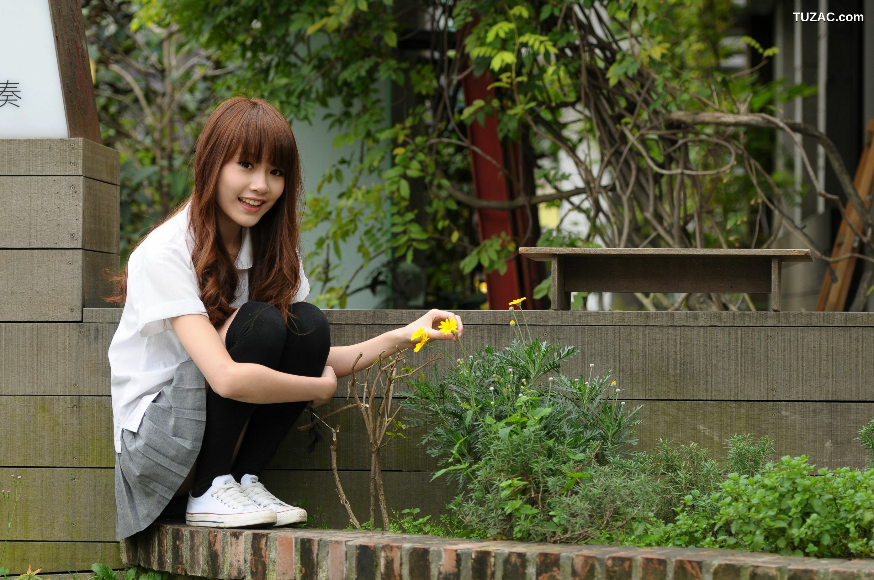 台湾正妹_台湾正妹Aries《清新甜美校服少女》写真集