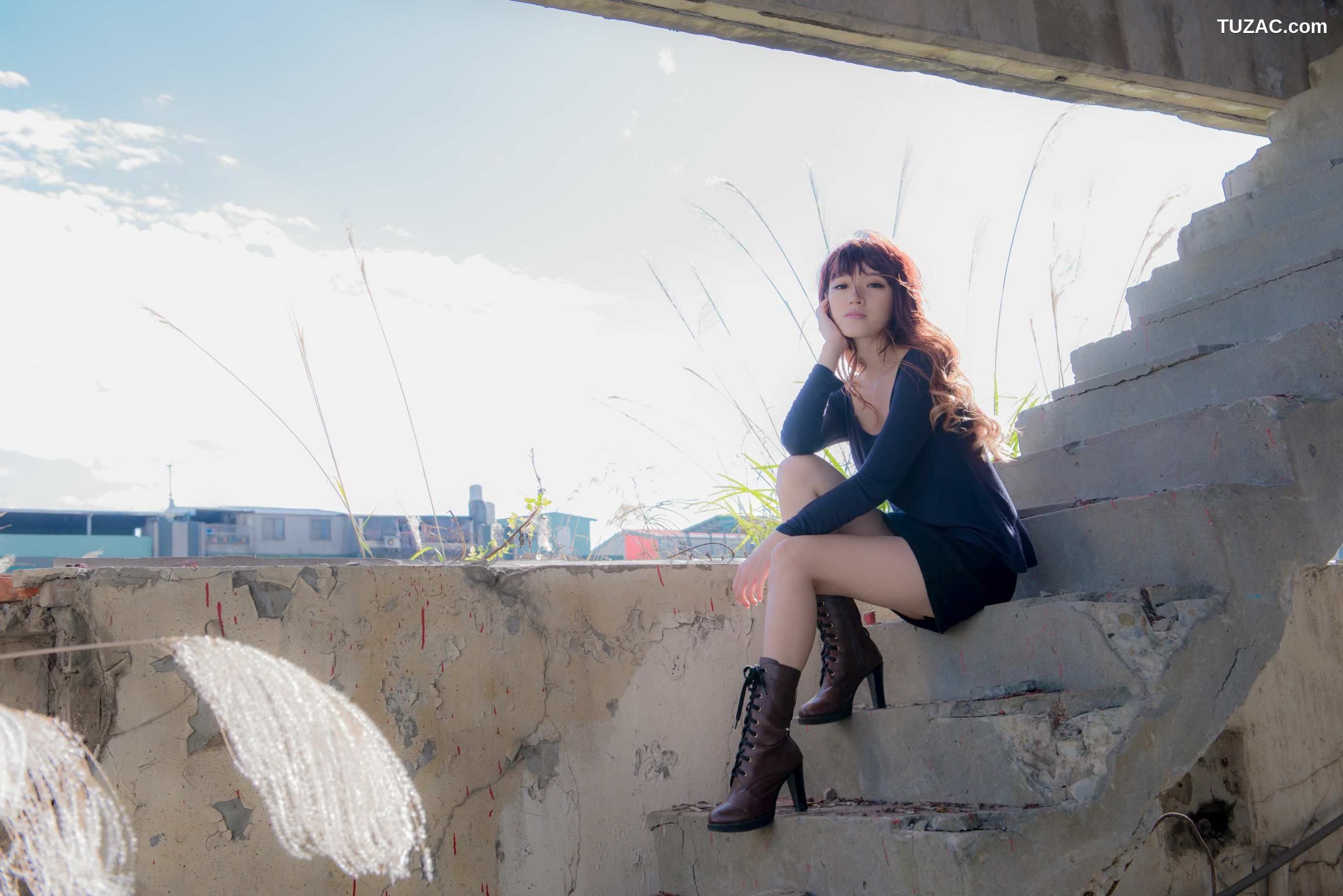 台湾正妹_台湾正妹林岗怡Didy《废墟车站唯美外拍》写真集