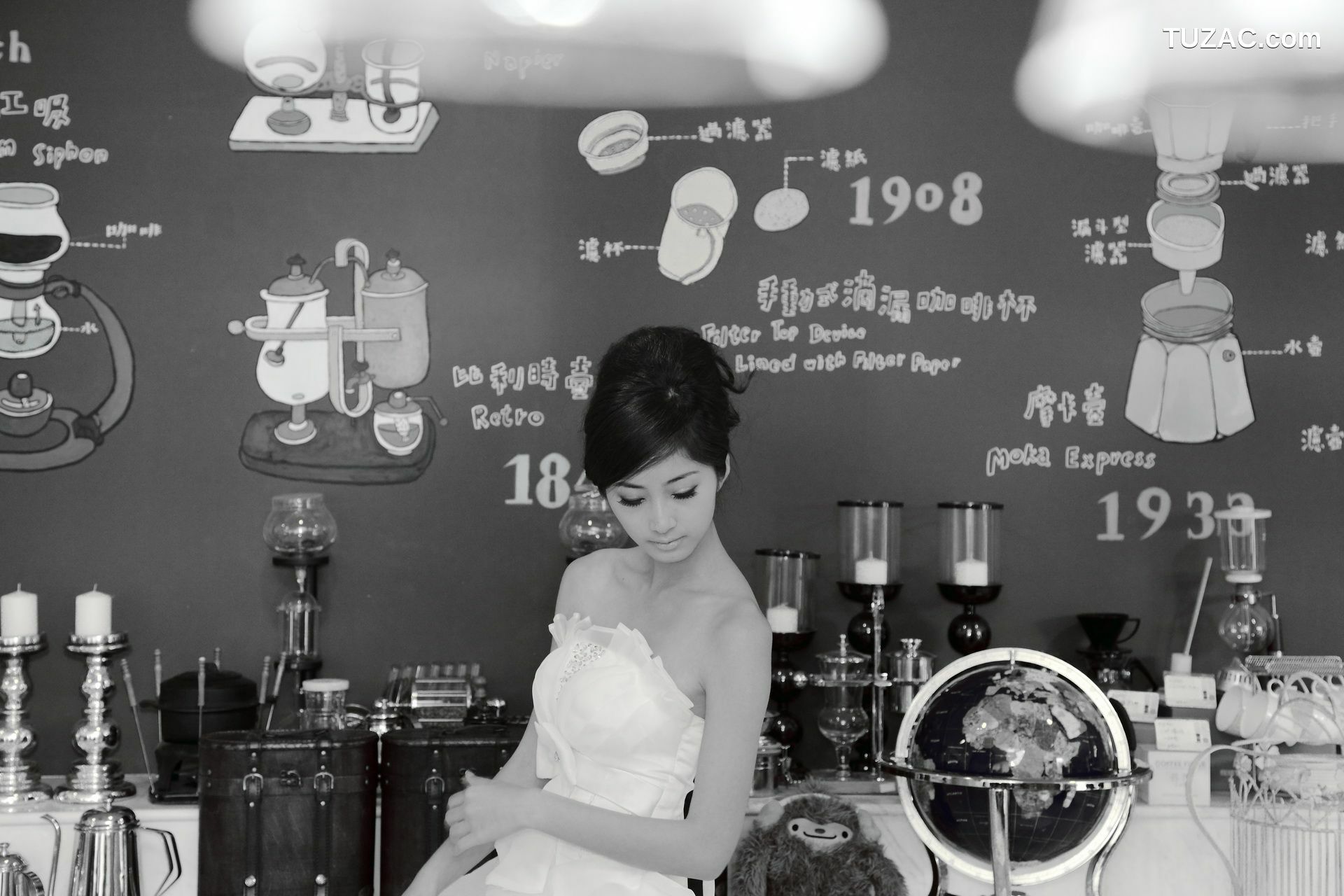 台湾正妹_台湾气质美女Emily《唯美白色婚纱》 写真集