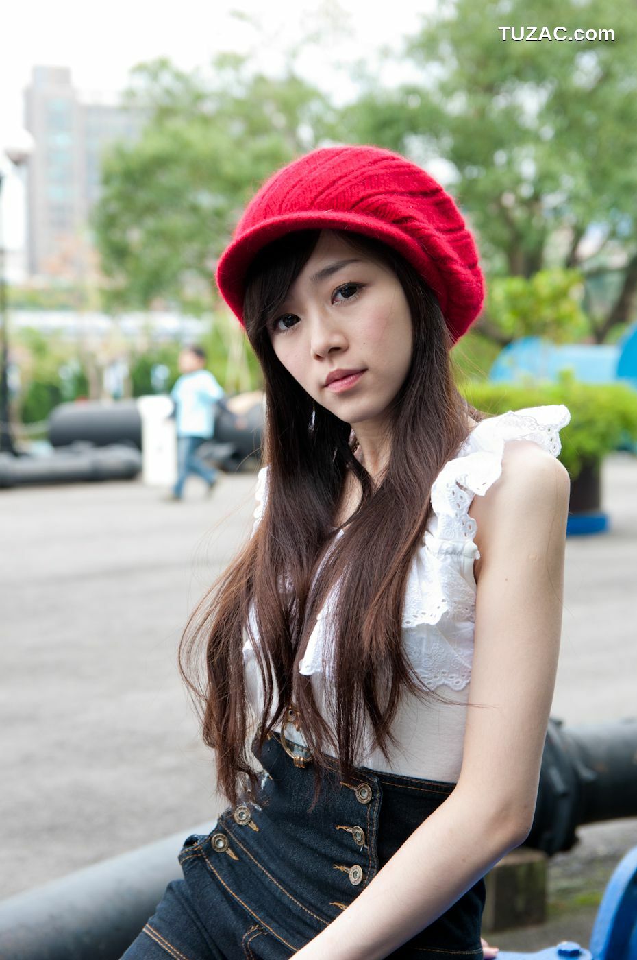 台湾正妹_台湾清纯正妹Mika《水博管街拍》写真集