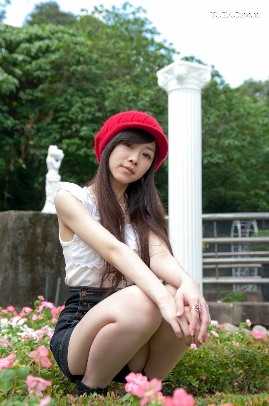 台湾正妹_台湾清纯正妹Mika《水博管街拍》写真集