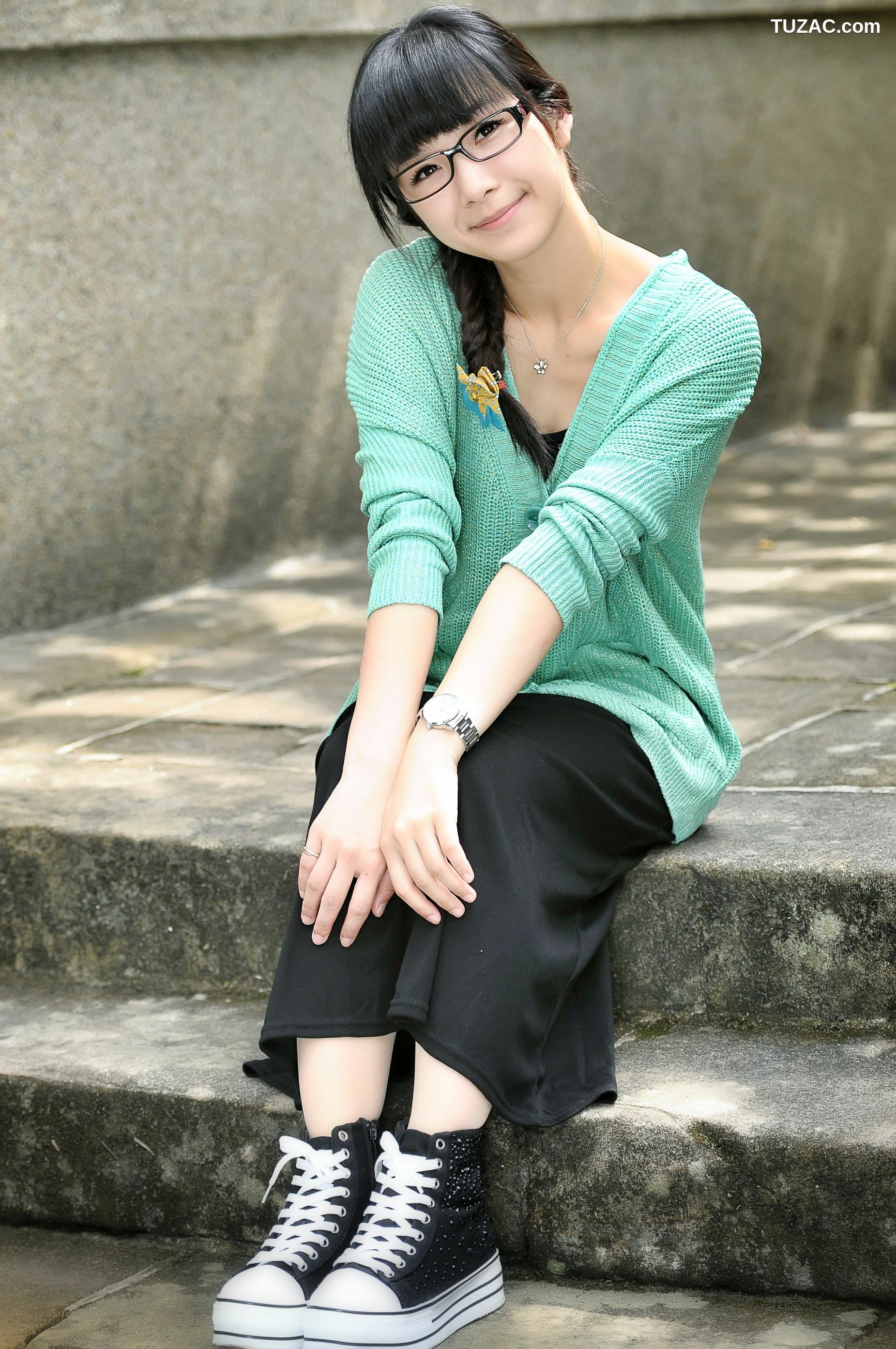 台湾正妹_台湾清纯正妹茶茶《小清新外拍》写真图片集